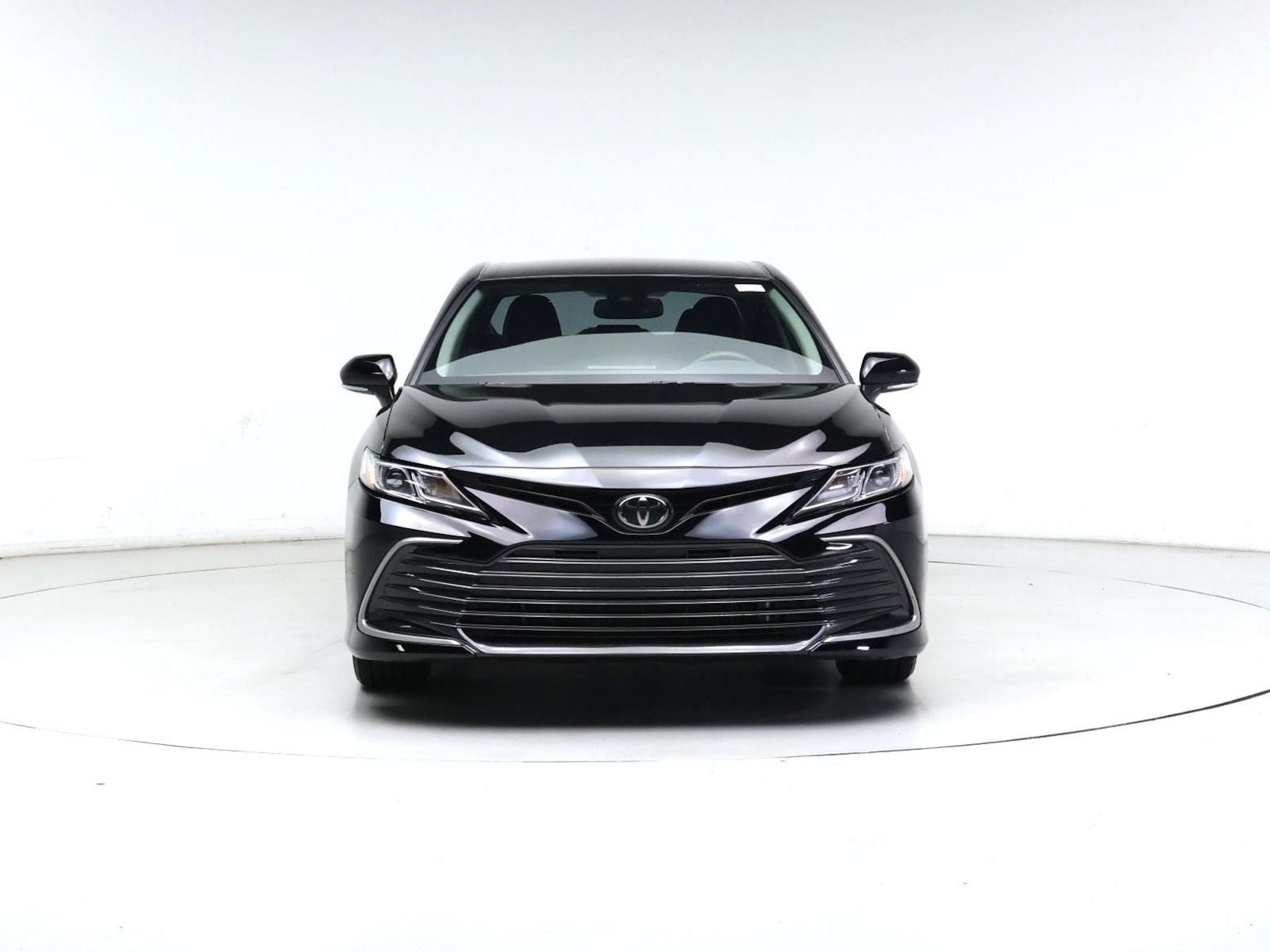 2024 Toyota Camry LE - Photo 6