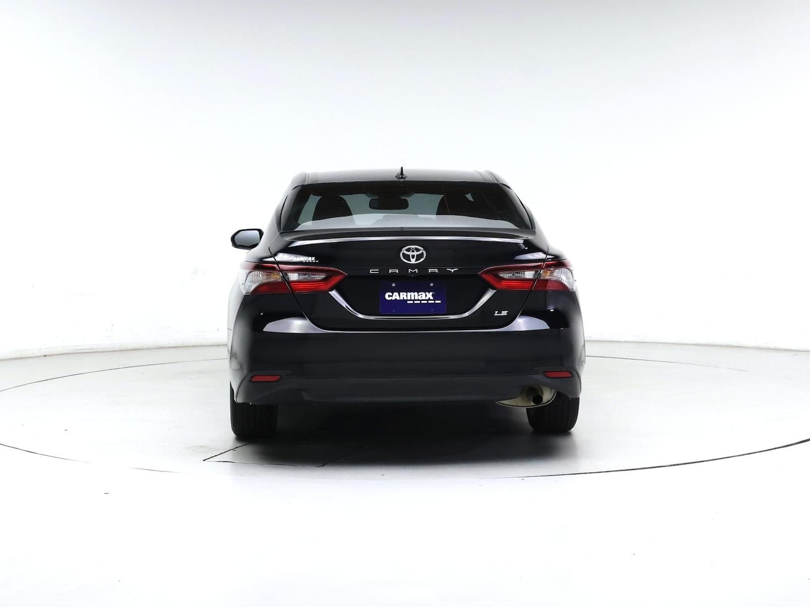 2024 Toyota Camry LE - Photo 7