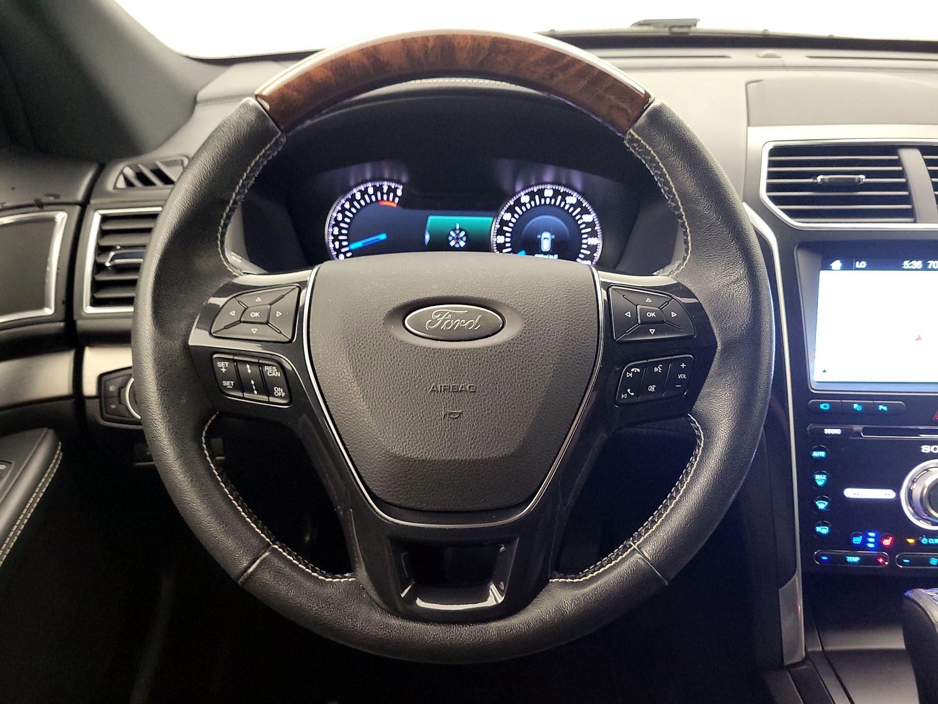 Thumbnail: 2017 Ford Explorer - 10