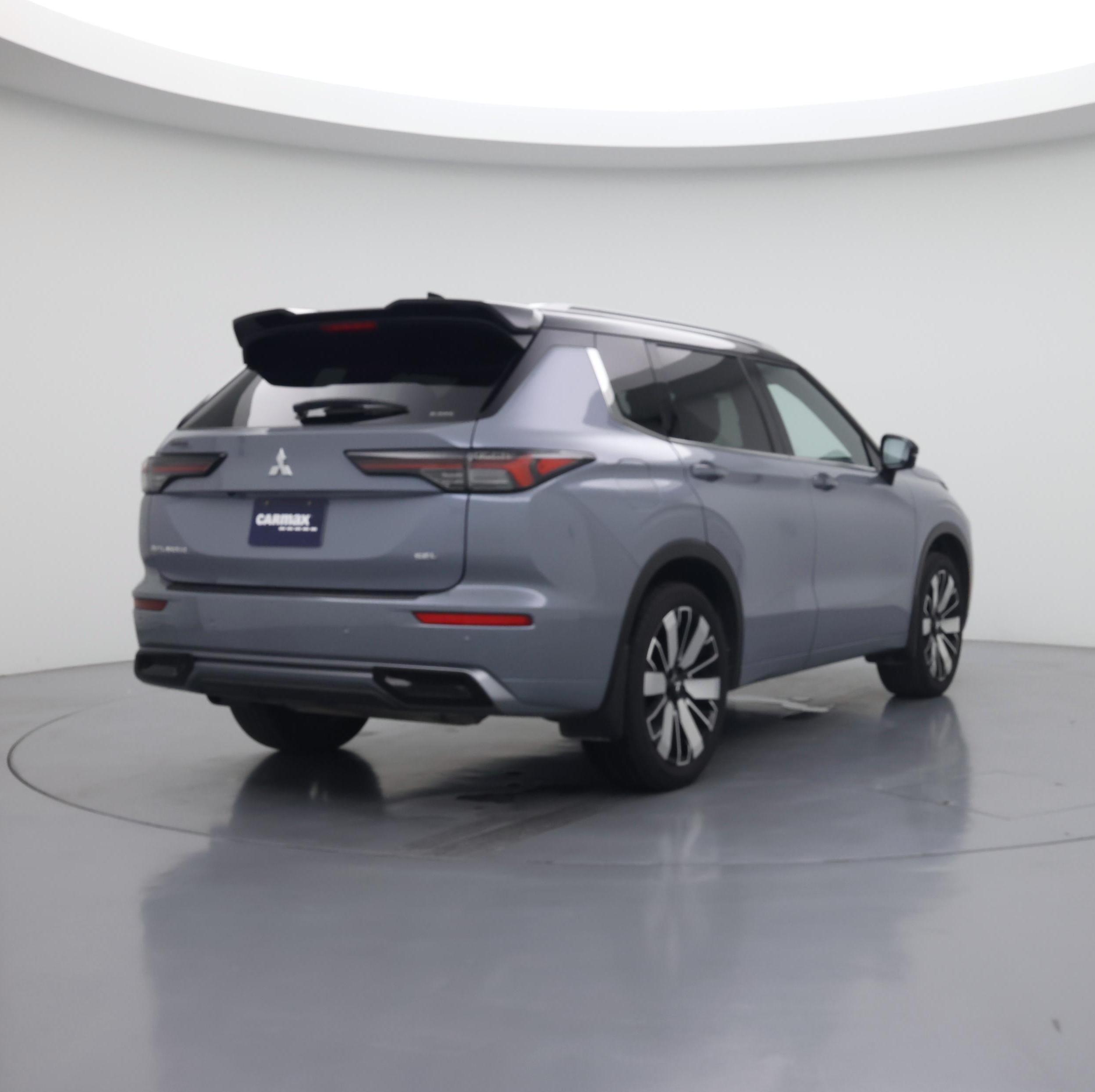 Thumbnail: 2025 Mitsubishi Outlander - 8