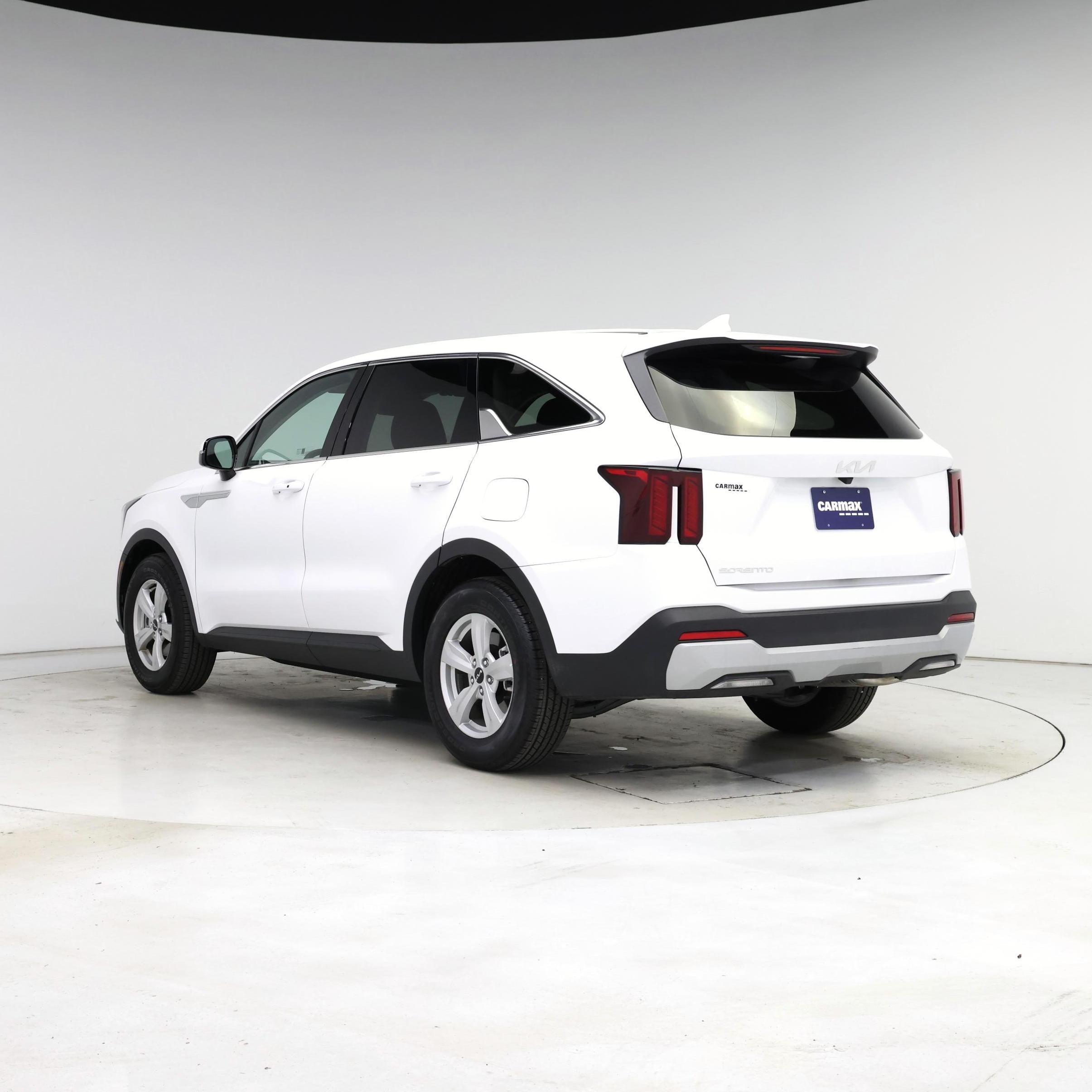 Thumbnail: 2026 Kia Sorento - 2
