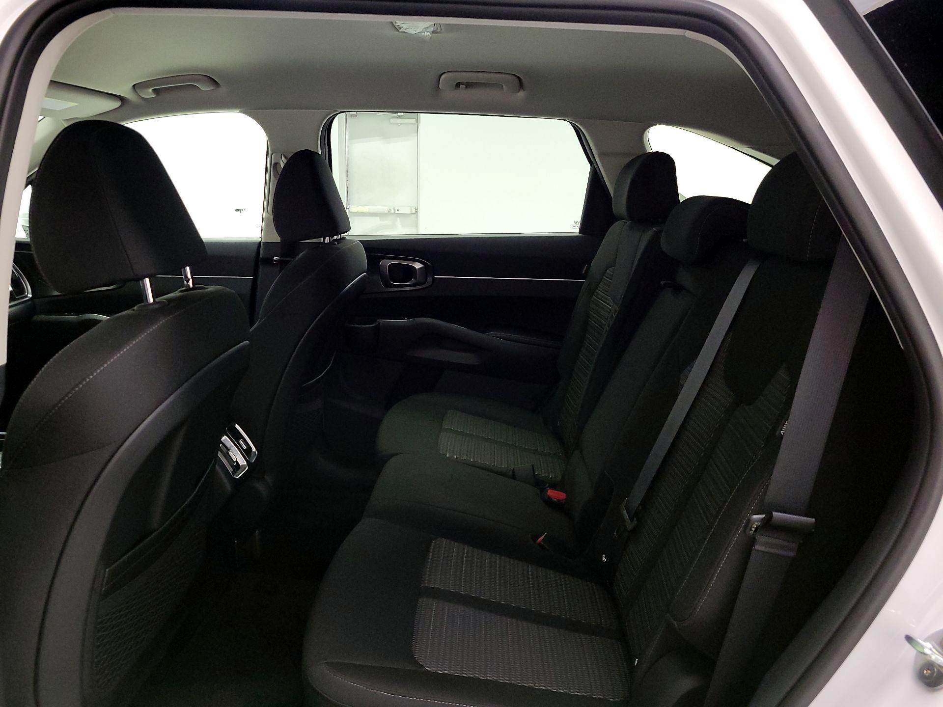 Thumbnail: 2026 Kia Sorento - 19