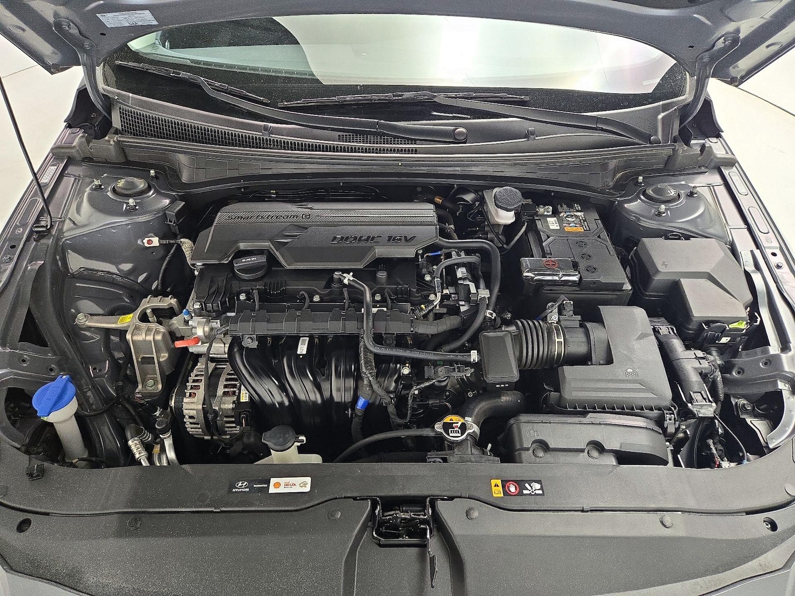 2024 Hyundai Elantra SE - Photo 22