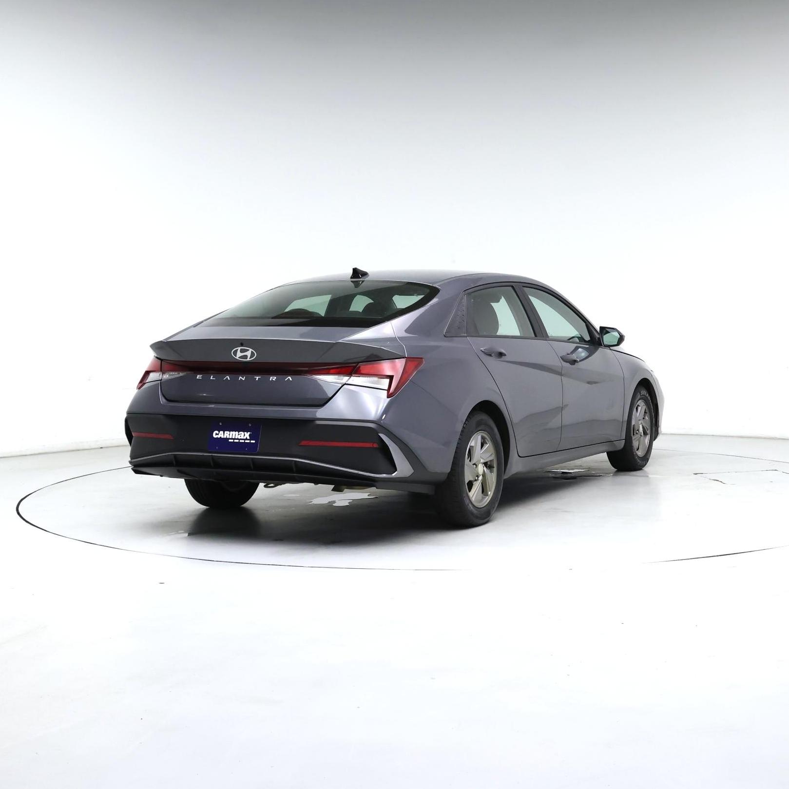 Thumbnail: 2024 Hyundai Elantra - 8