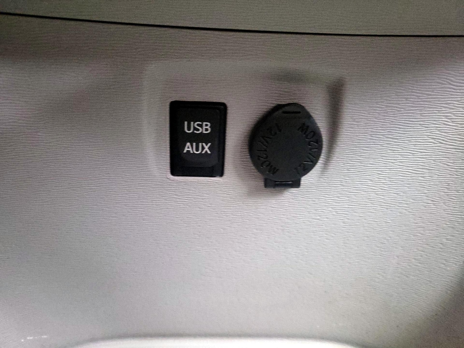 2014 Toyota Sienna XLE - Photo 19