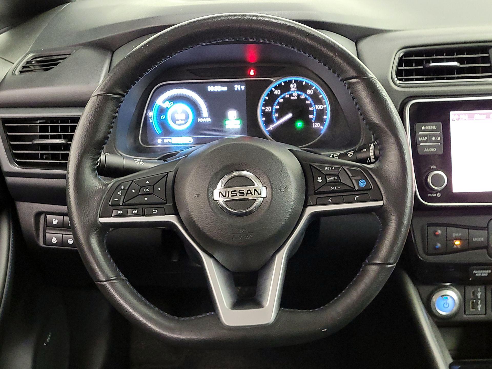 Thumbnail: 2020 Nissan Leaf - 10