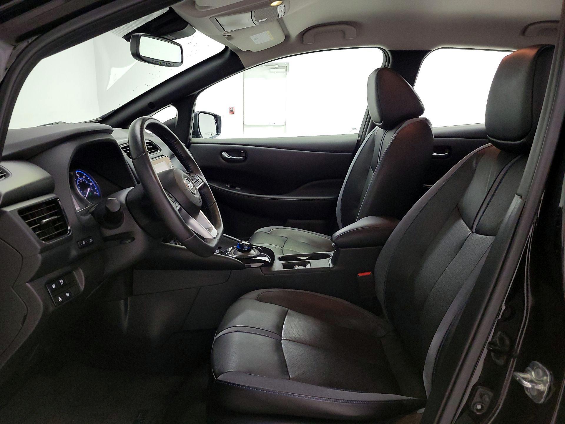 Thumbnail: 2020 Nissan Leaf - 11