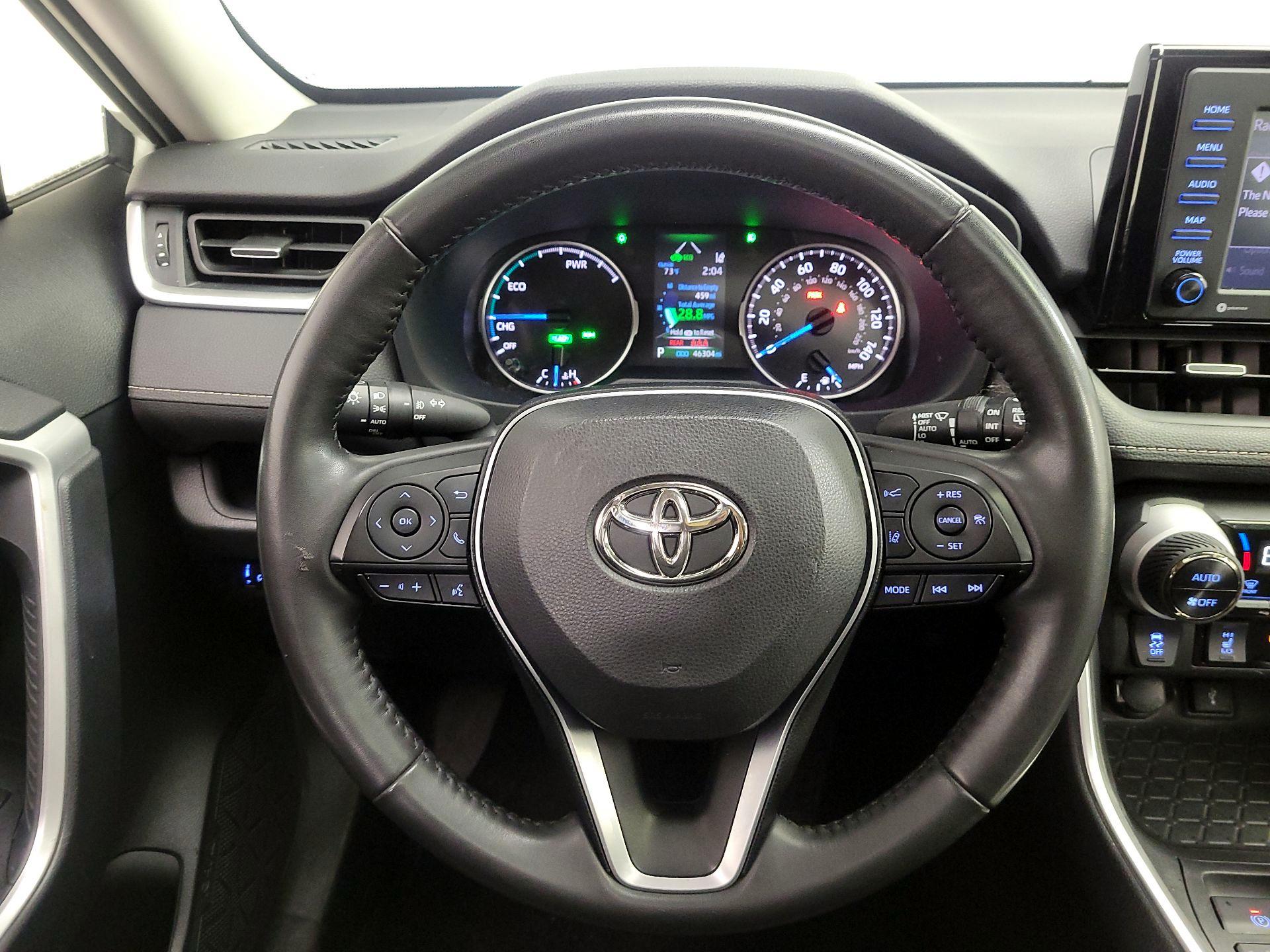 Thumbnail: 2022 Toyota RAV4 - 10