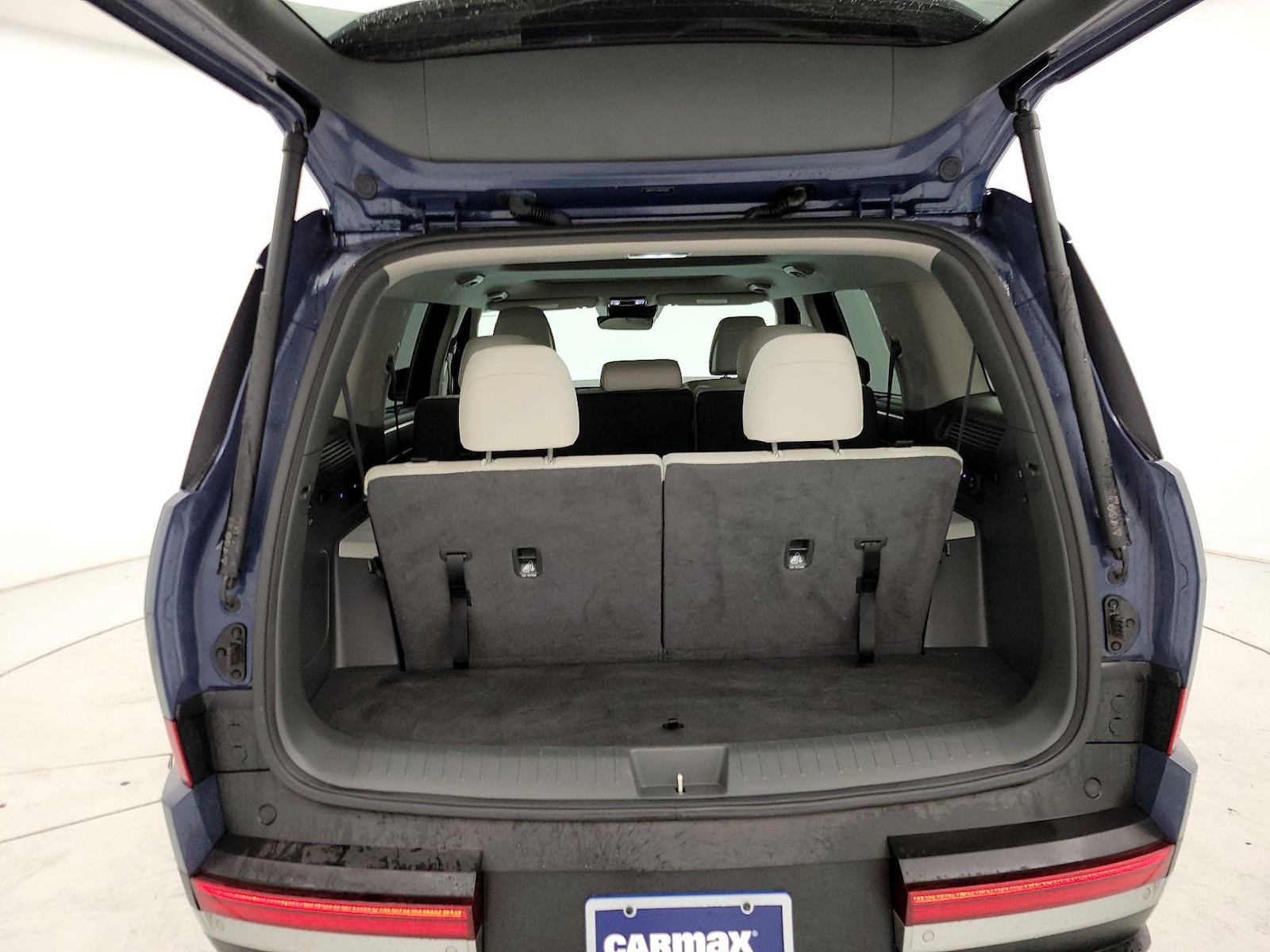 2025 Hyundai Santa Fe Limited - Photo 24