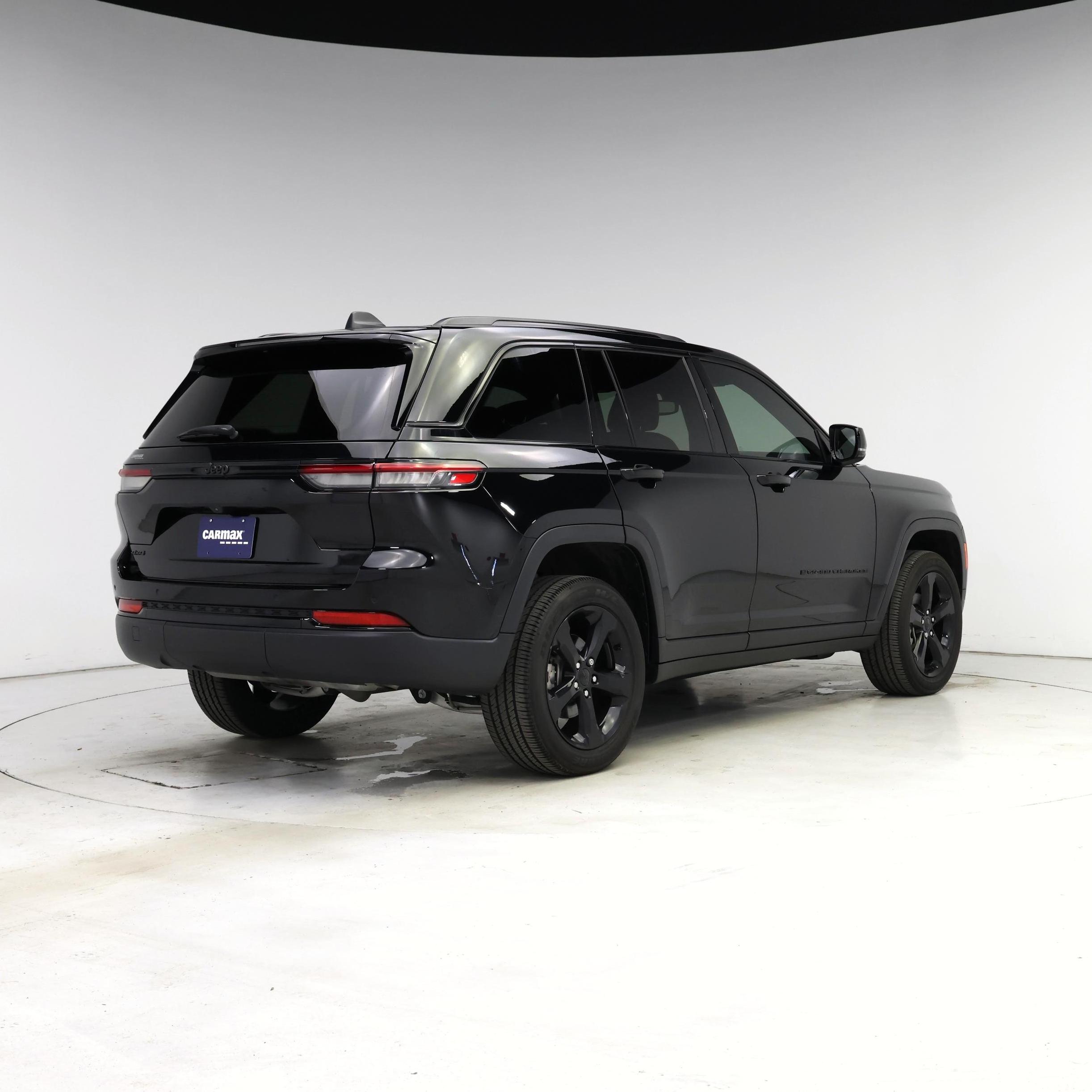 Thumbnail: 2024 Jeep Grand Cherokee - 8