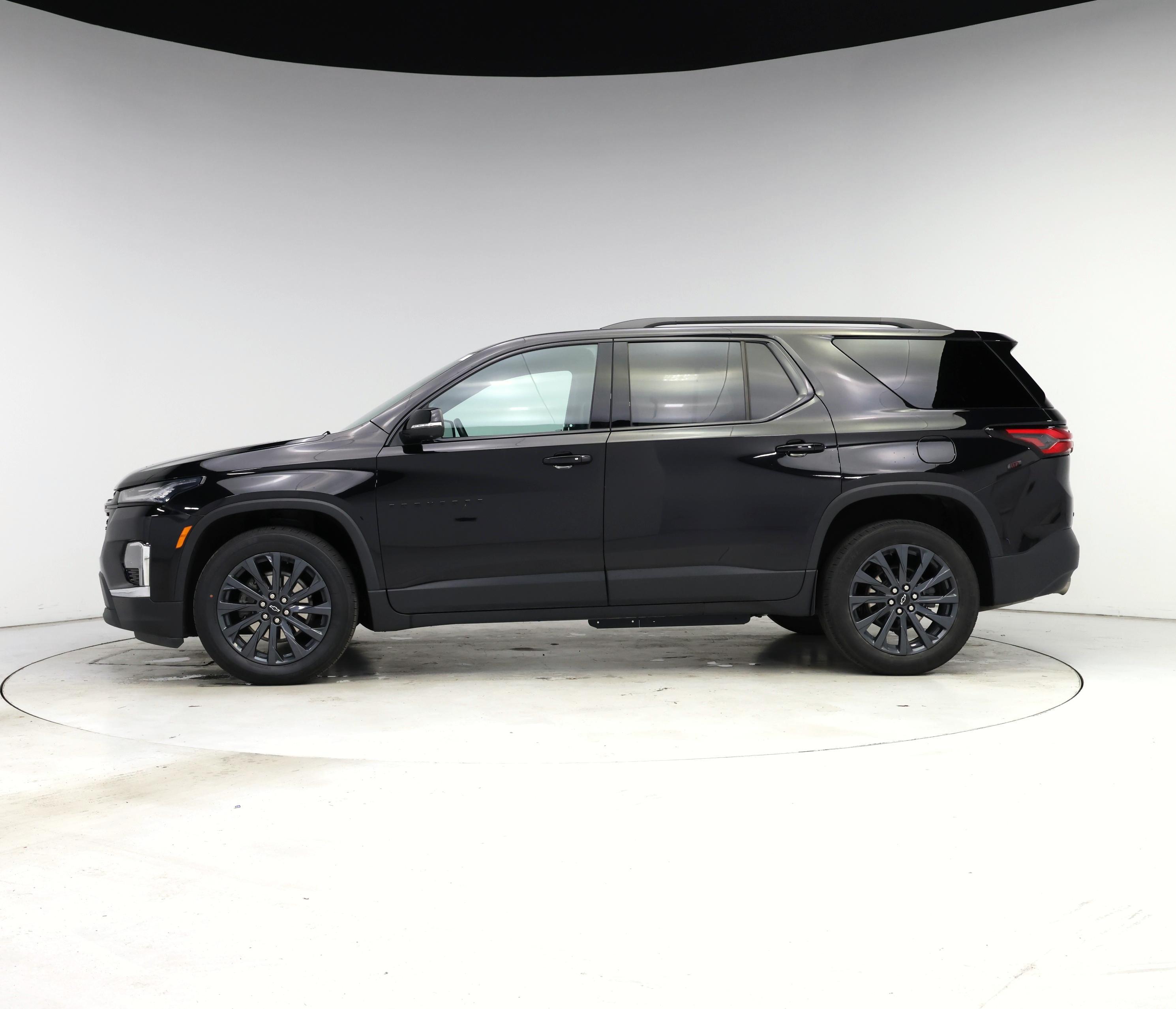 Thumbnail: 2022 Chevrolet Traverse - 3