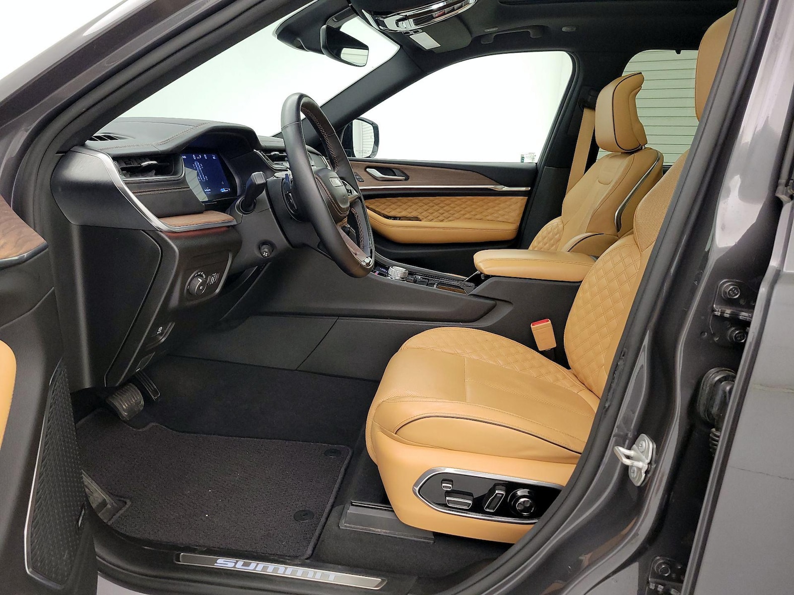 2023 Jeep Grand Cherokee Summit - Photo 12