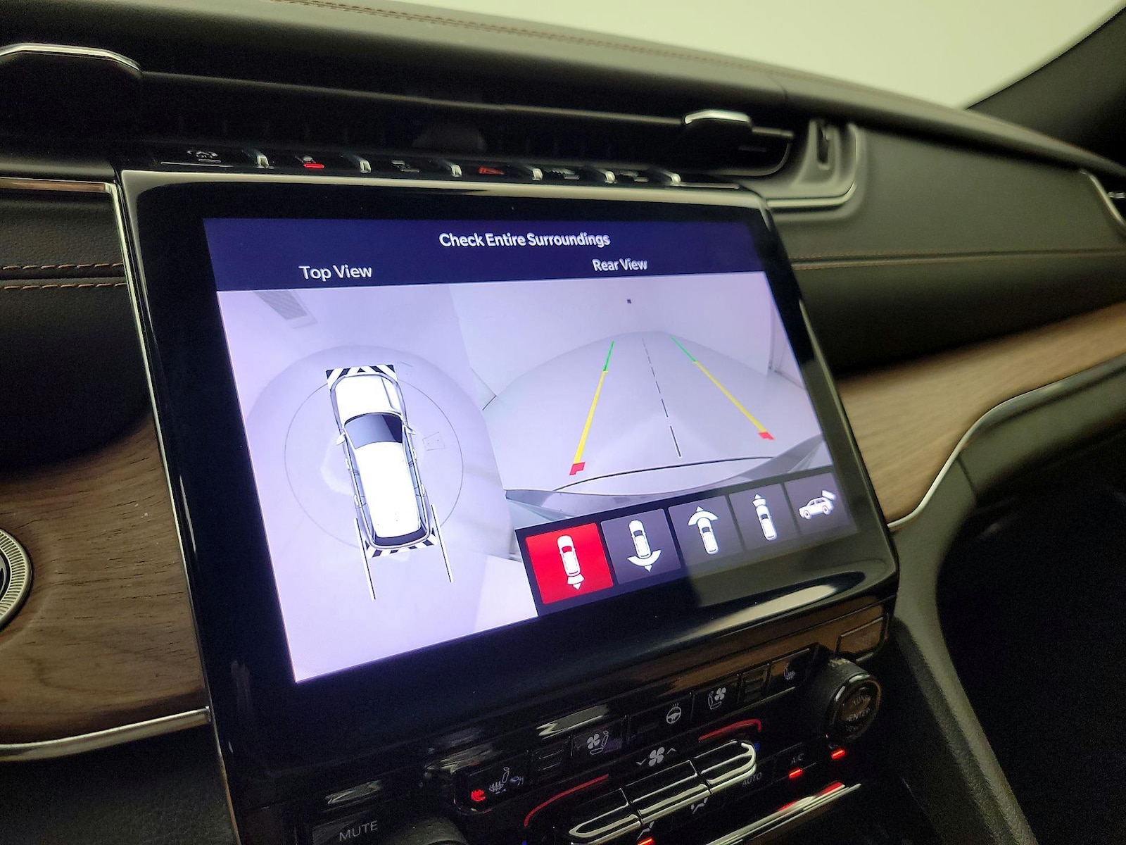 2023 Jeep Grand Cherokee Summit - Photo 16