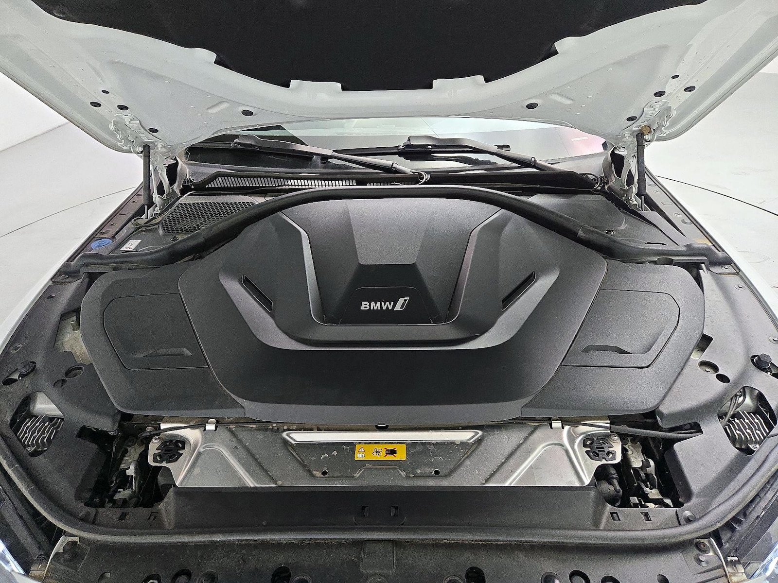 2023 BMW i4 40 - Photo 24