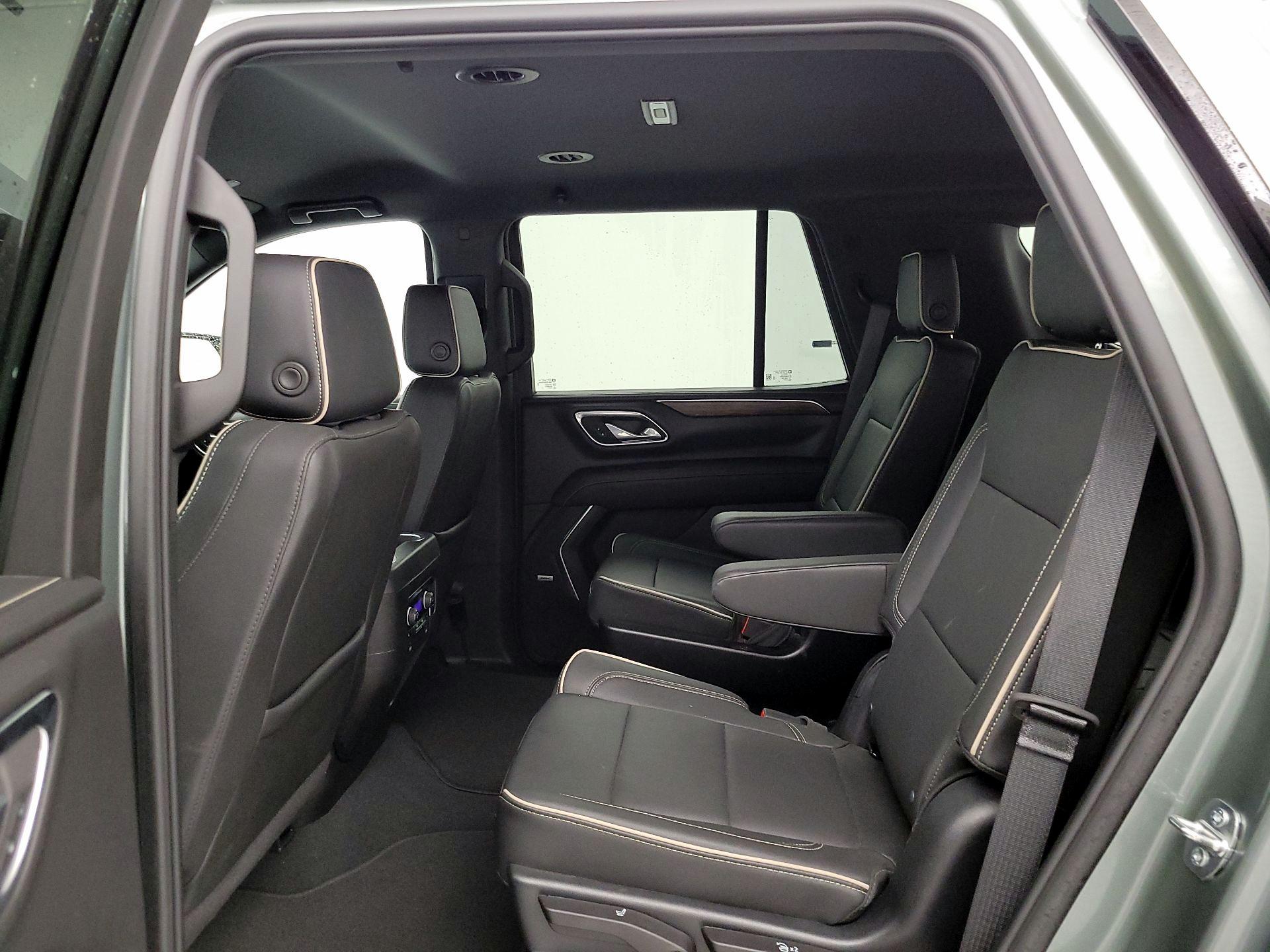 Thumbnail: 2024 Chevrolet Tahoe - 19