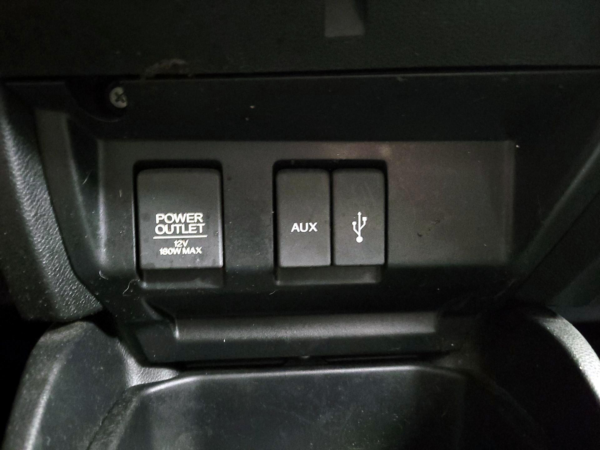 Thumbnail: 2015 Honda Fit - 18