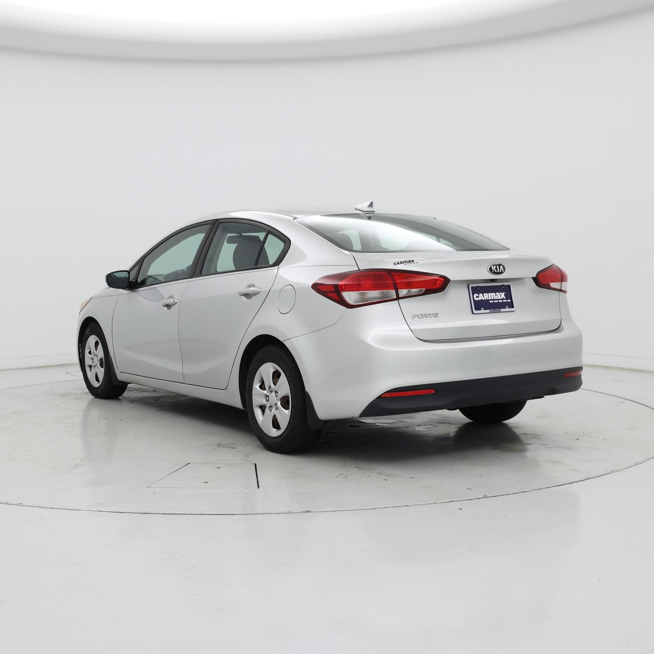 Thumbnail: 2018 Kia Forte - 2