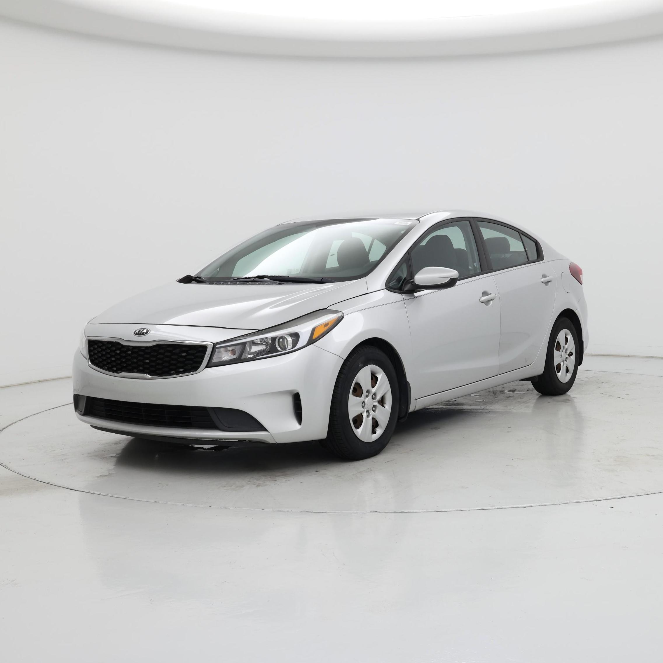 Thumbnail: 2018 Kia Forte - 4