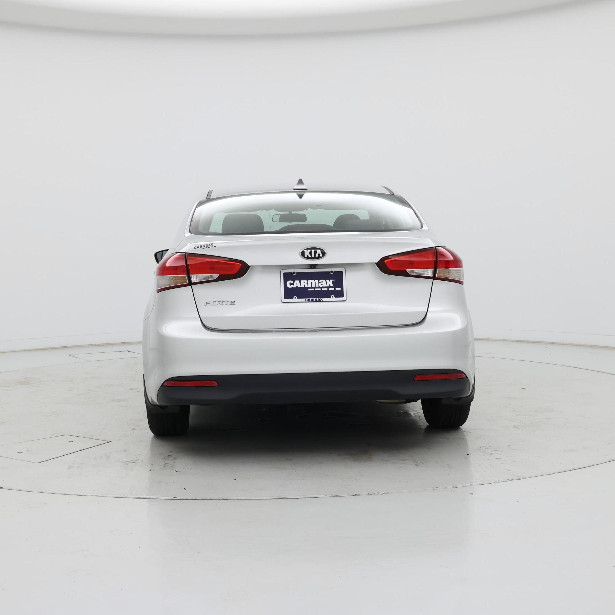 Thumbnail: 2018 Kia Forte - 6