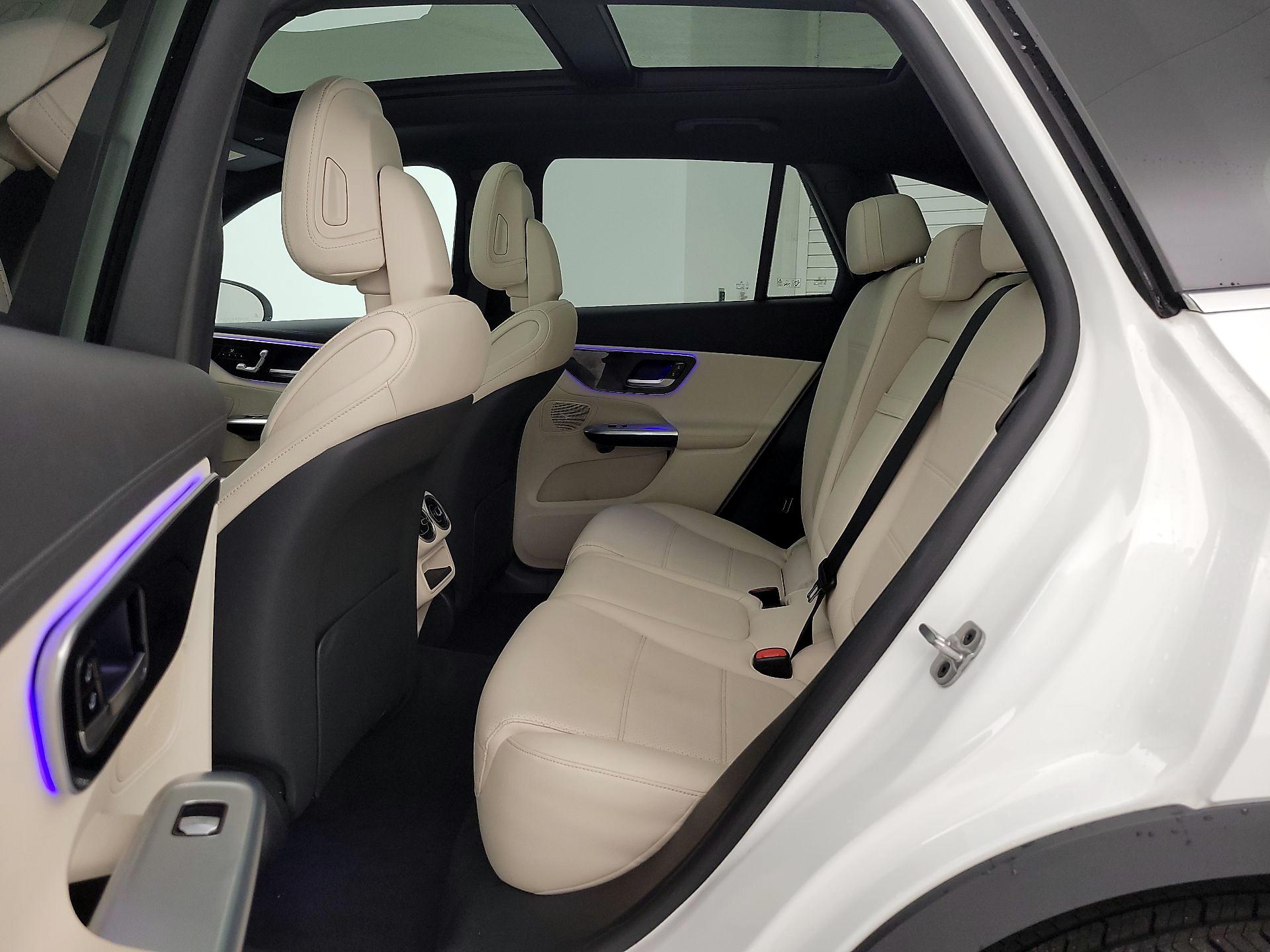 Thumbnail: 2023 Mercedes-Benz GLC - 20