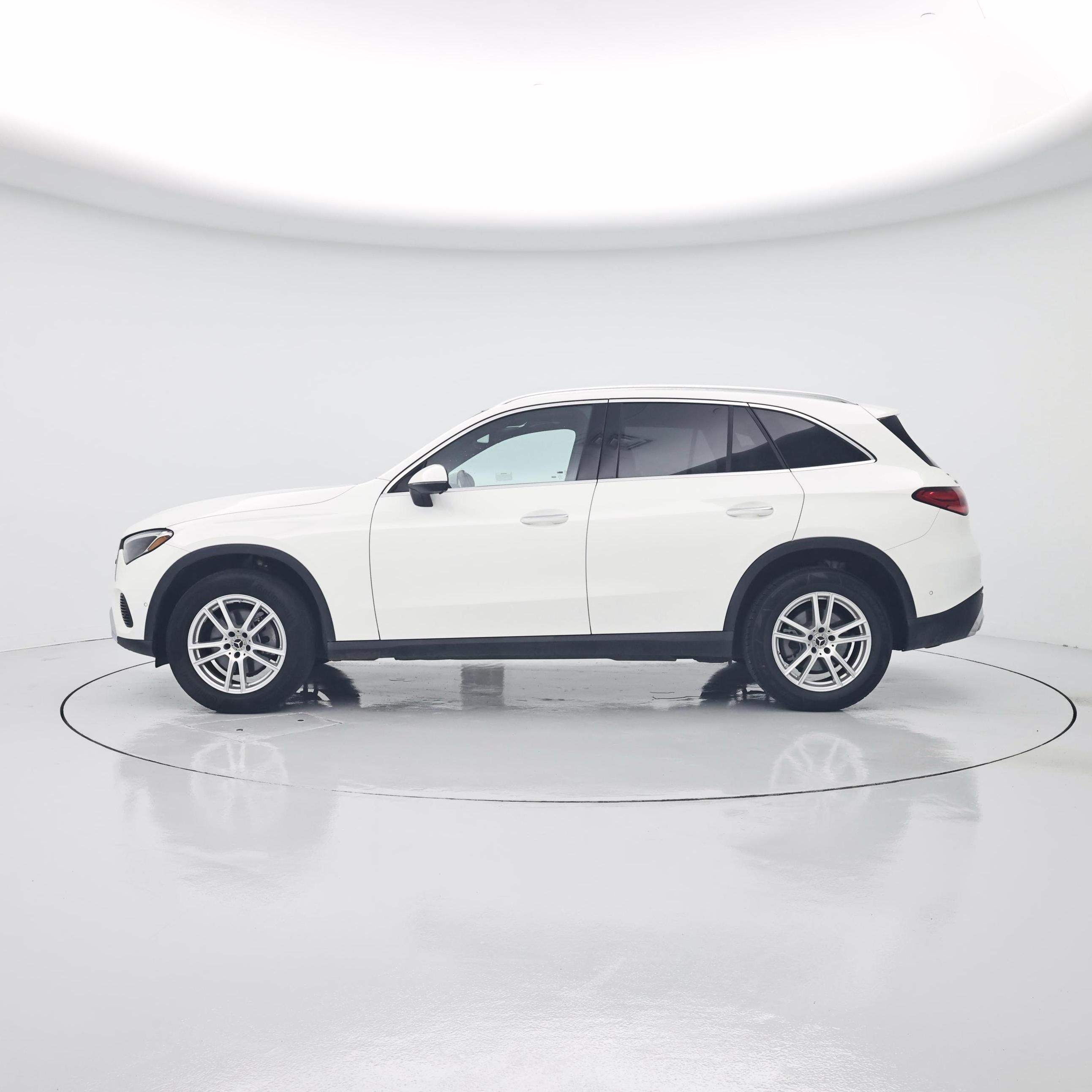 Thumbnail: 2023 Mercedes-Benz GLC - 3