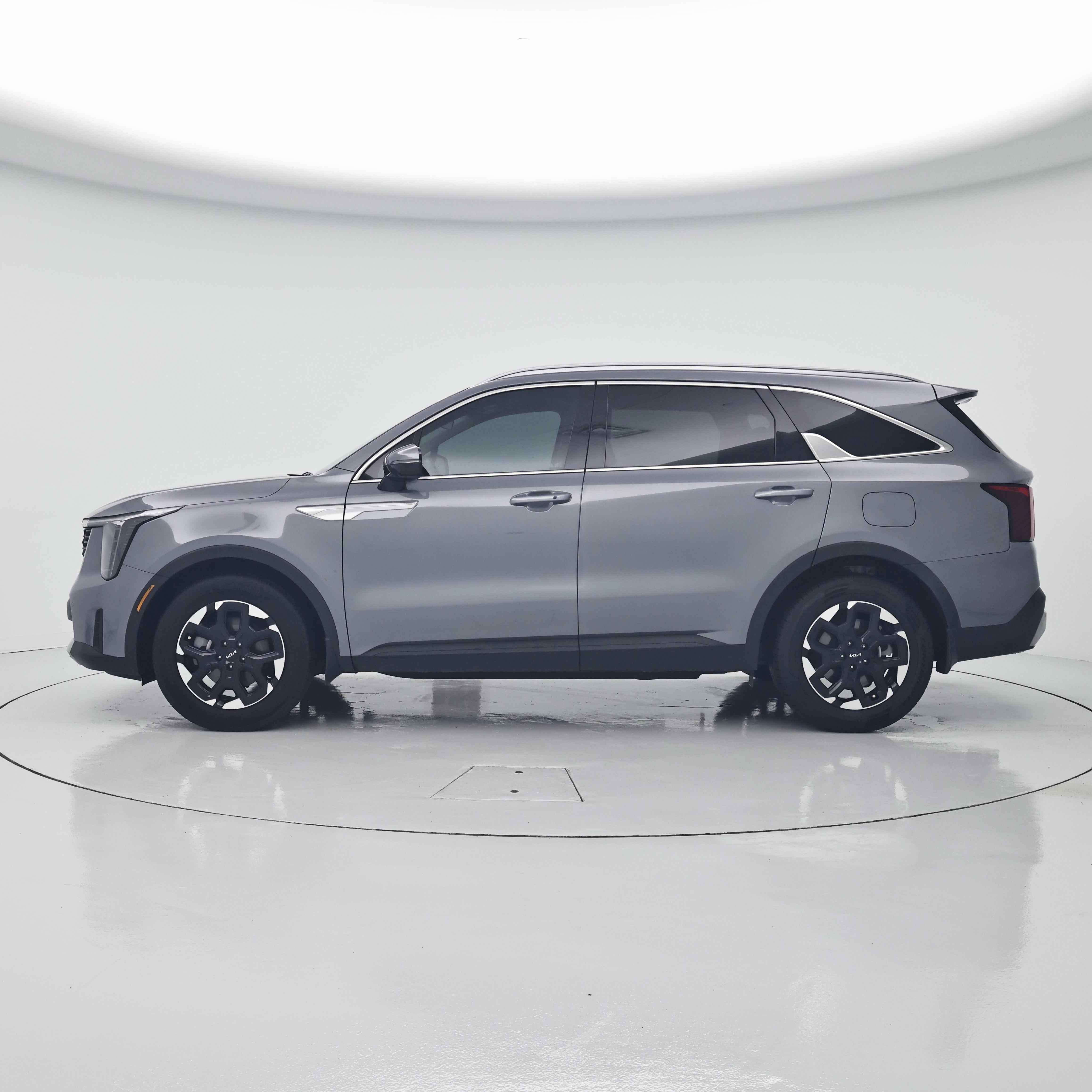 Thumbnail: 2025 Kia Sorento - 3