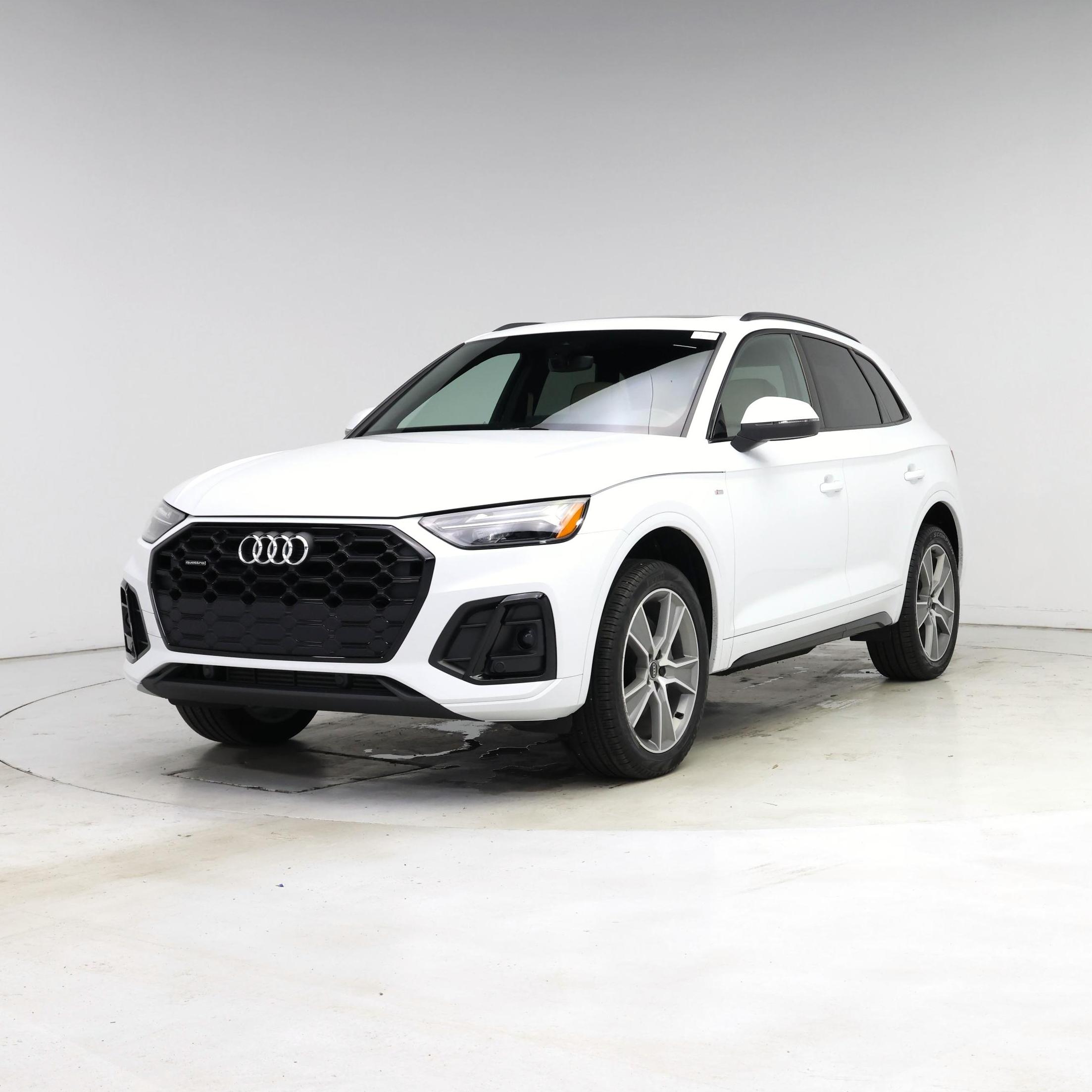 Thumbnail: 2025 Audi Q5 - 4
