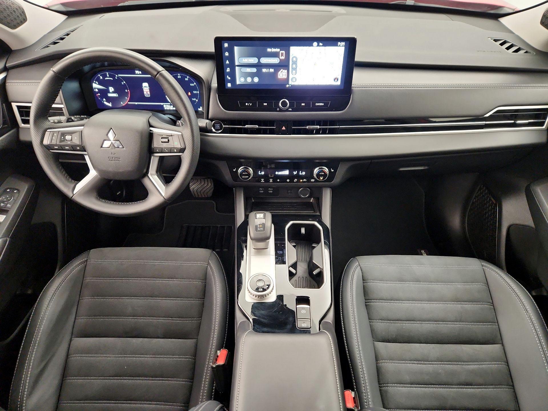 Thumbnail: 2025 Mitsubishi Outlander - 9