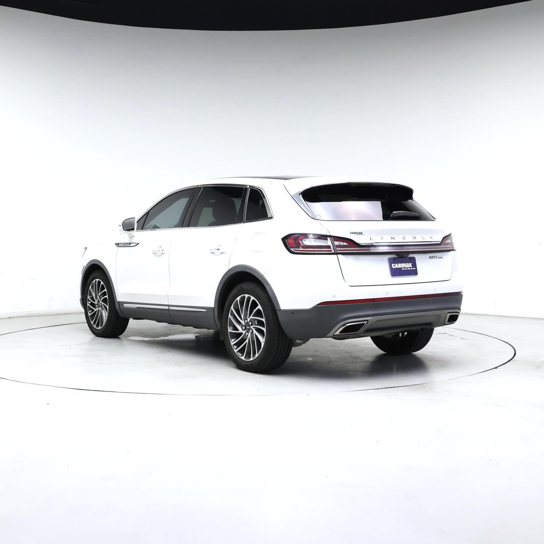 Thumbnail: 2020 Lincoln Nautilus - 2