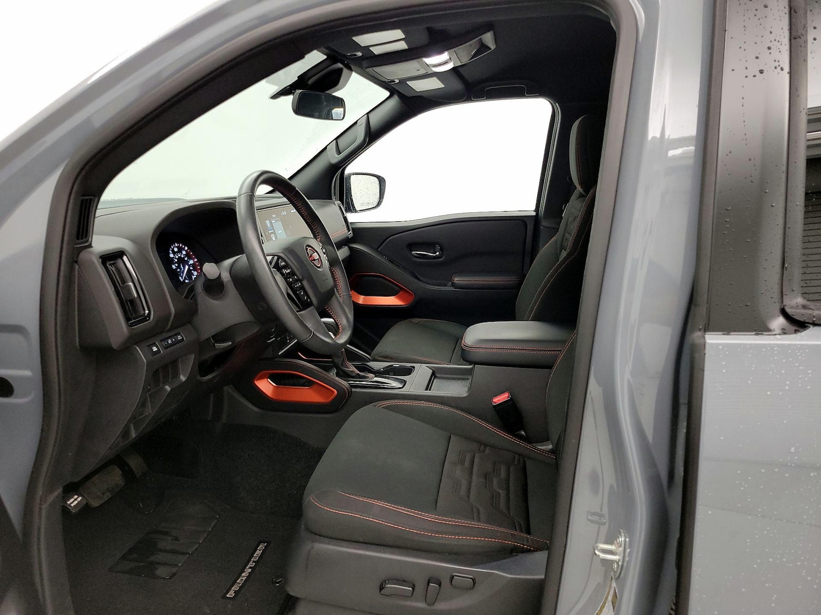 2025 Nissan Frontier PRO-X - Photo 12