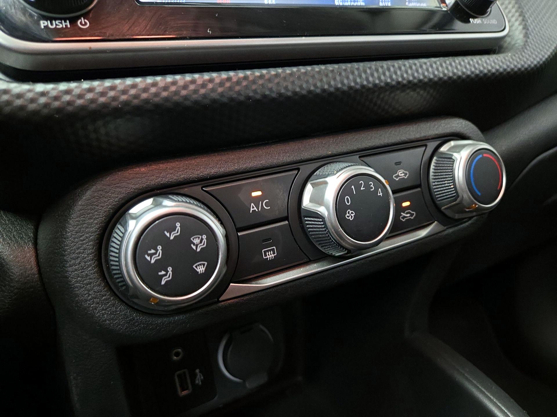 Thumbnail: 2021 Nissan Kicks - 16