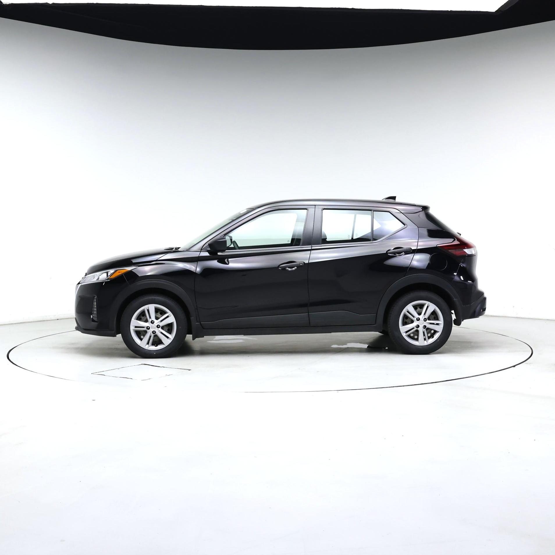 Thumbnail: 2021 Nissan Kicks - 3