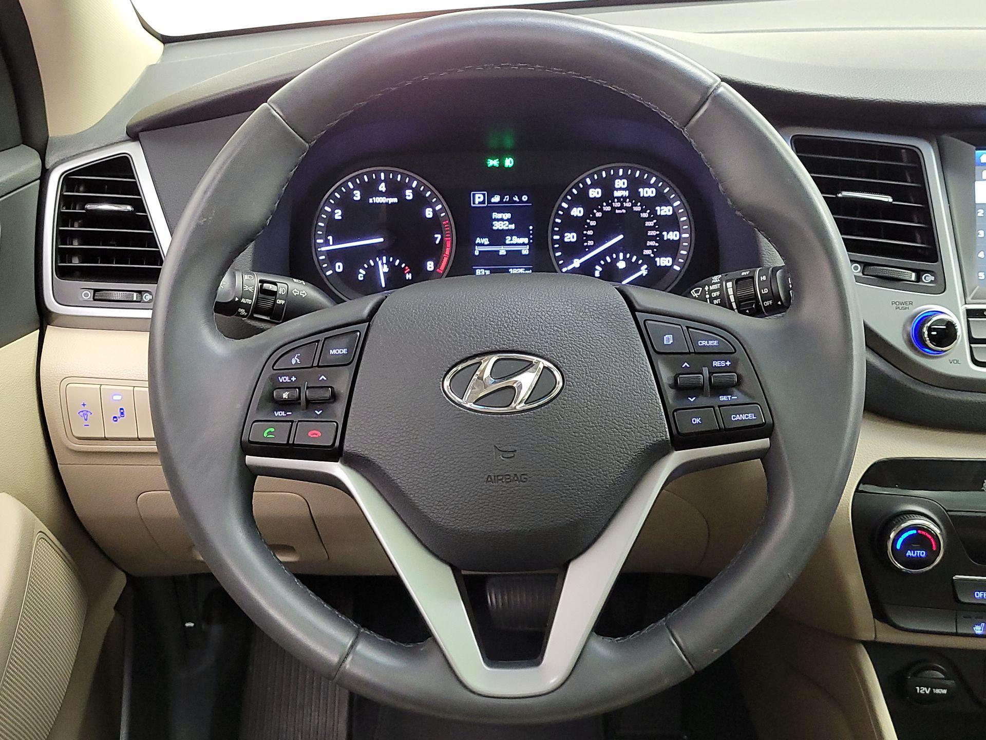 Thumbnail: 2018 Hyundai Tucson - 10