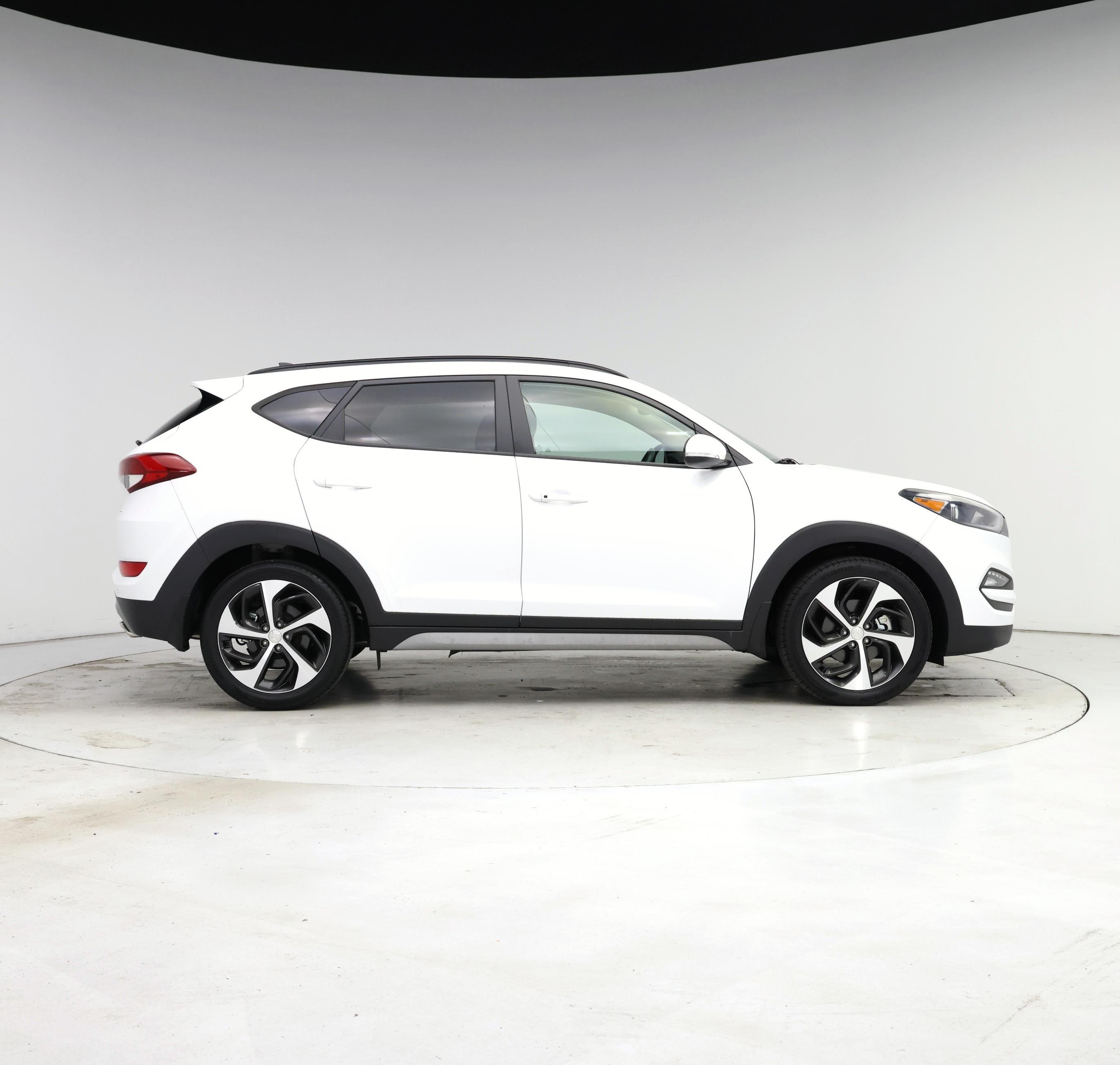 Thumbnail: 2018 Hyundai Tucson - 7