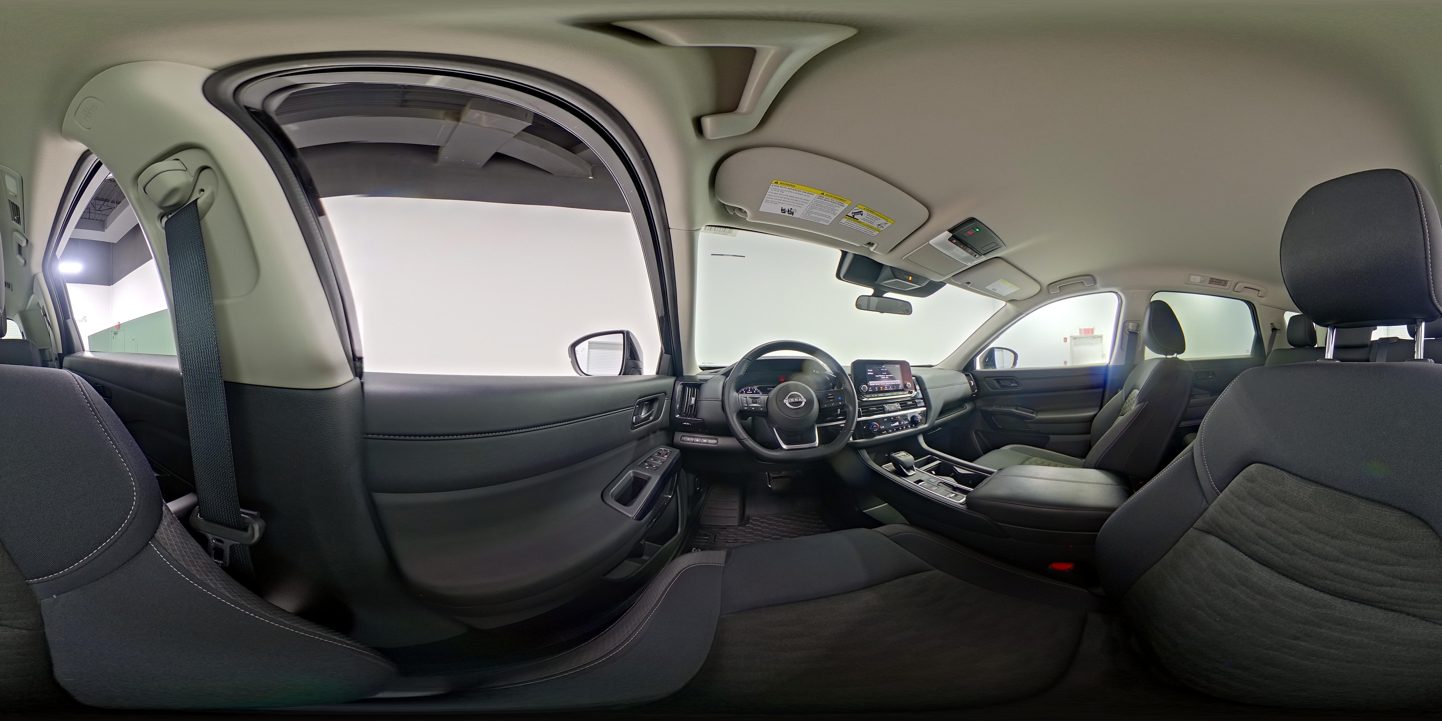 2025 Nissan Pathfinder SV - Photo 28