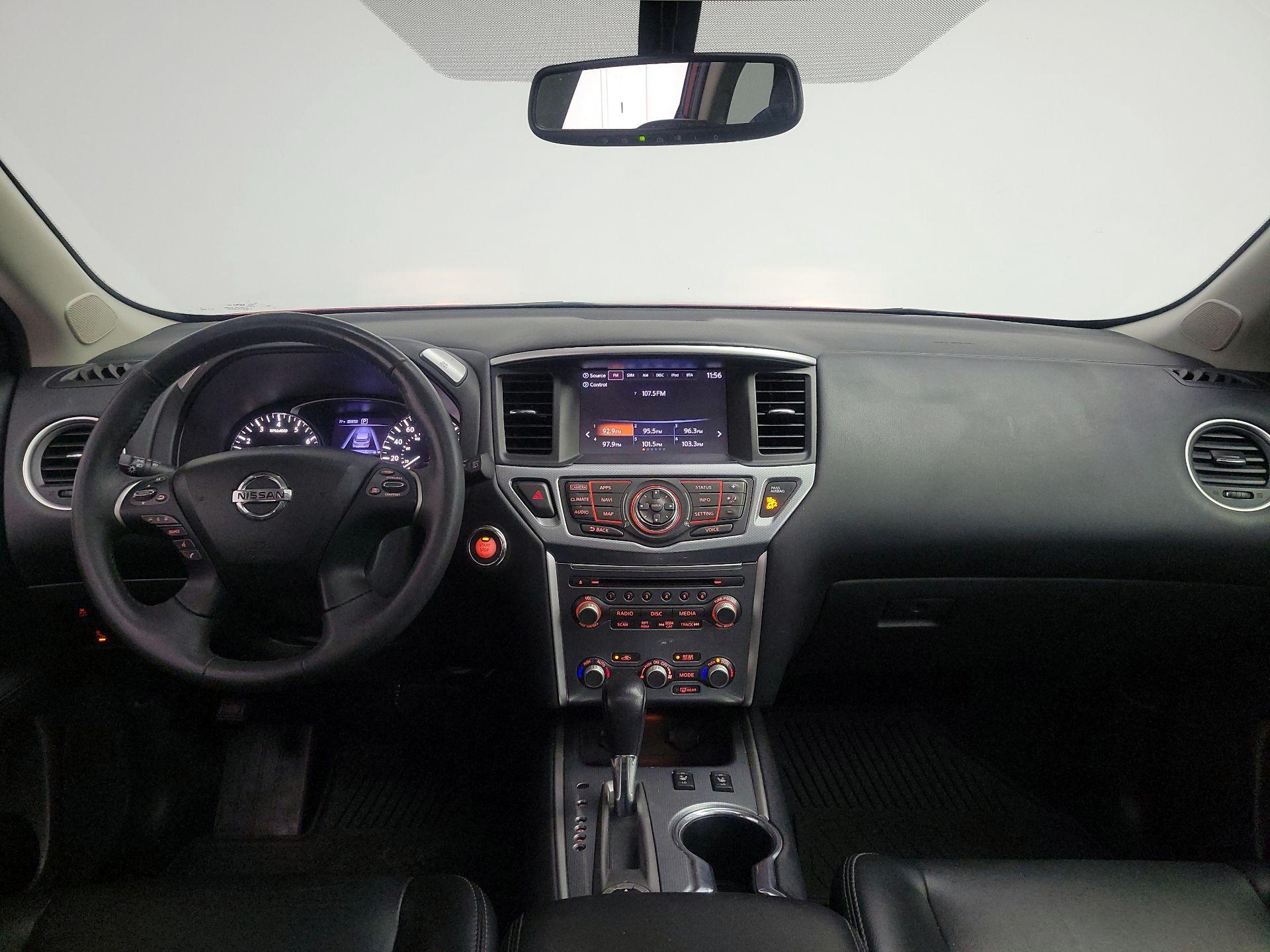 Thumbnail: 2017 Nissan Pathfinder - 9
