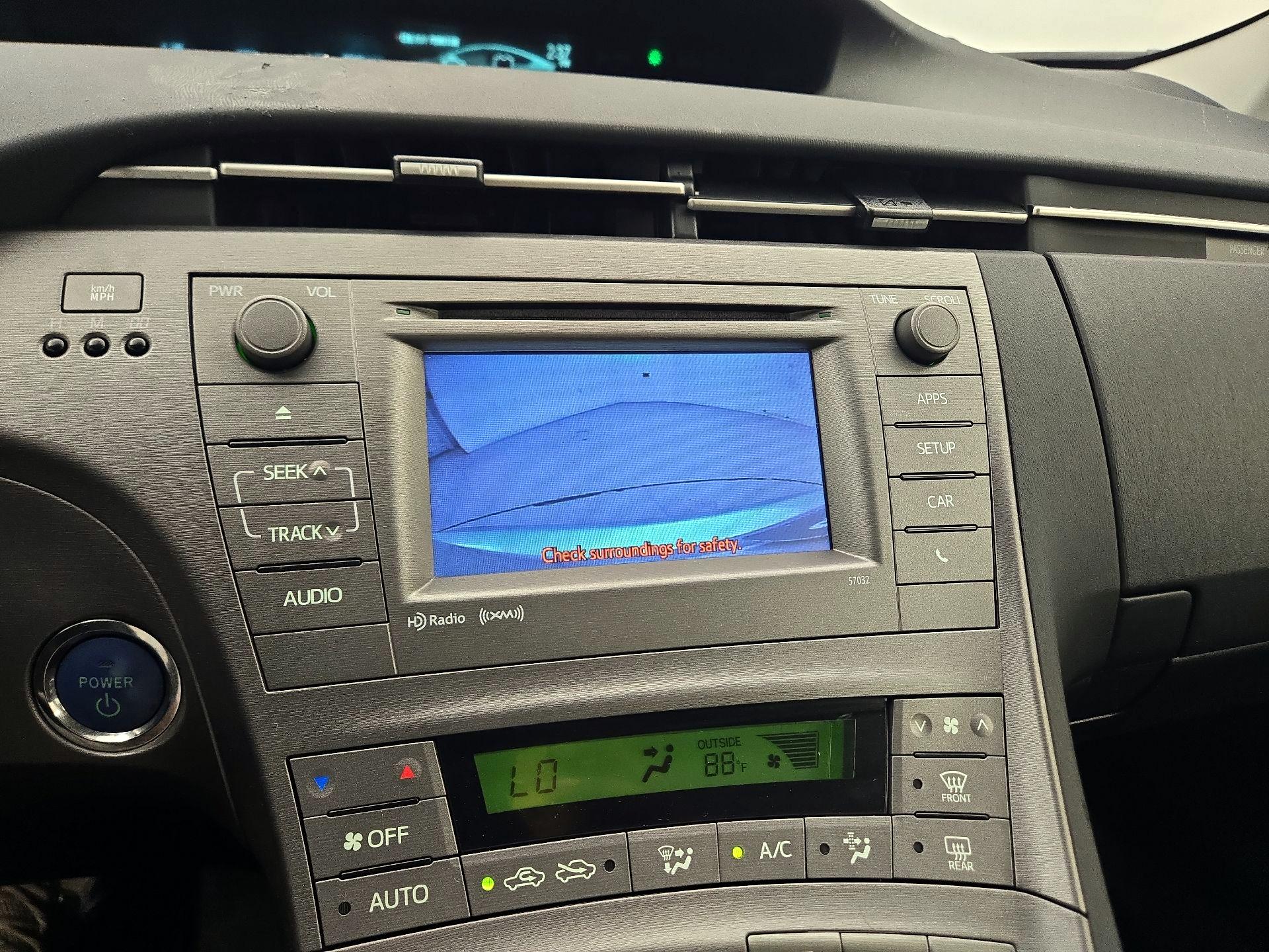 Thumbnail: 2015 Toyota Prius - 14