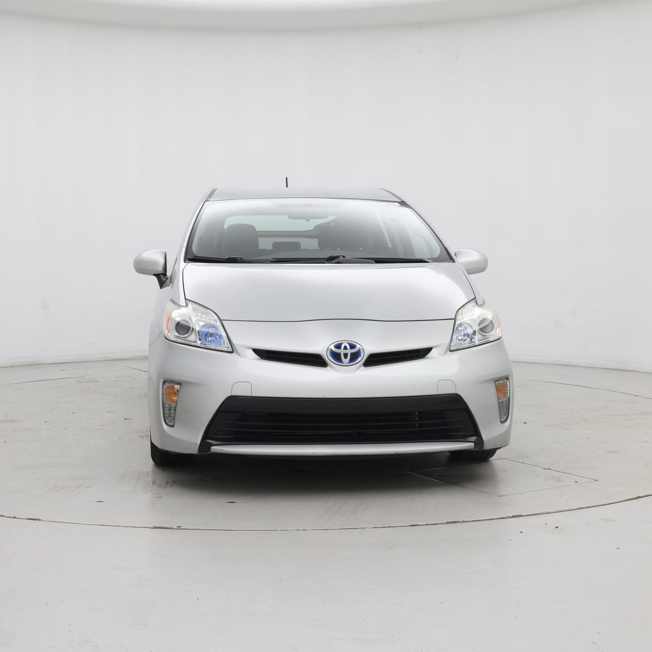 Thumbnail: 2015 Toyota Prius - 5