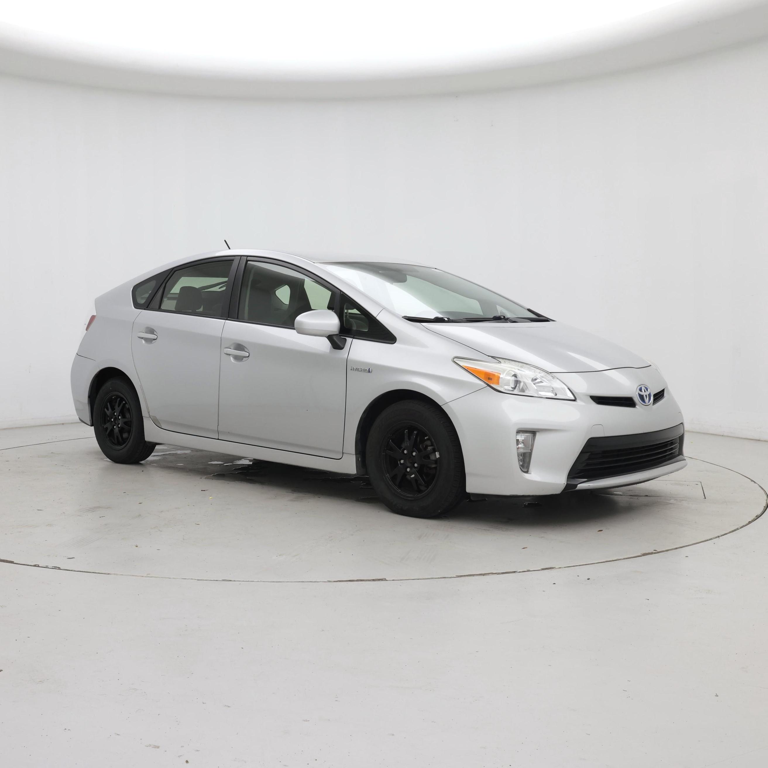 Thumbnail: 2015 Toyota Prius - 7