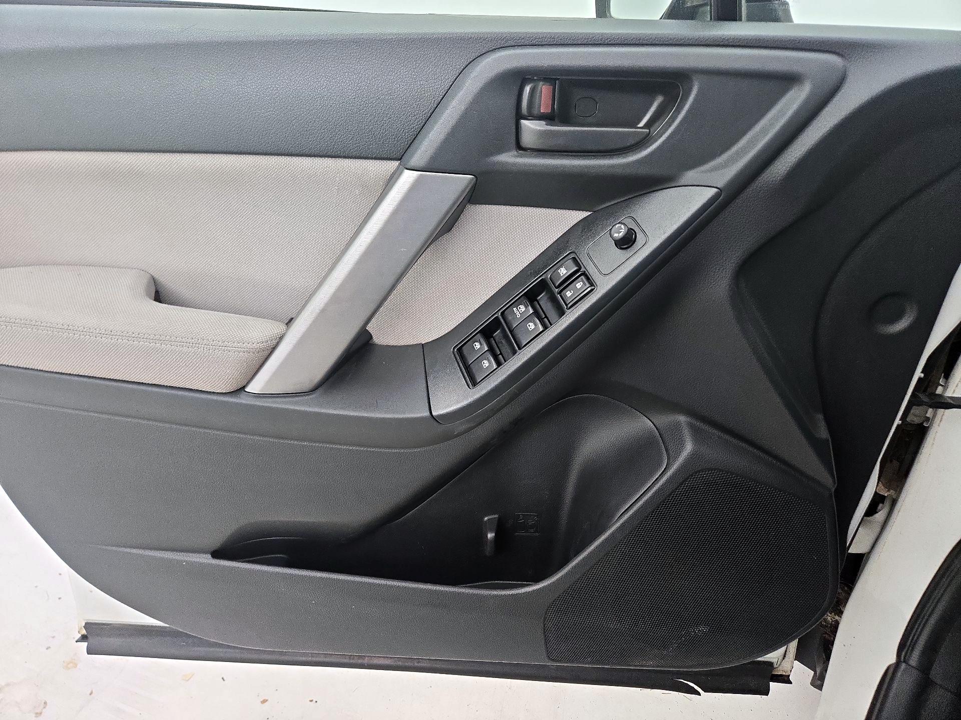 Thumbnail: 2015 Subaru Forester - 12