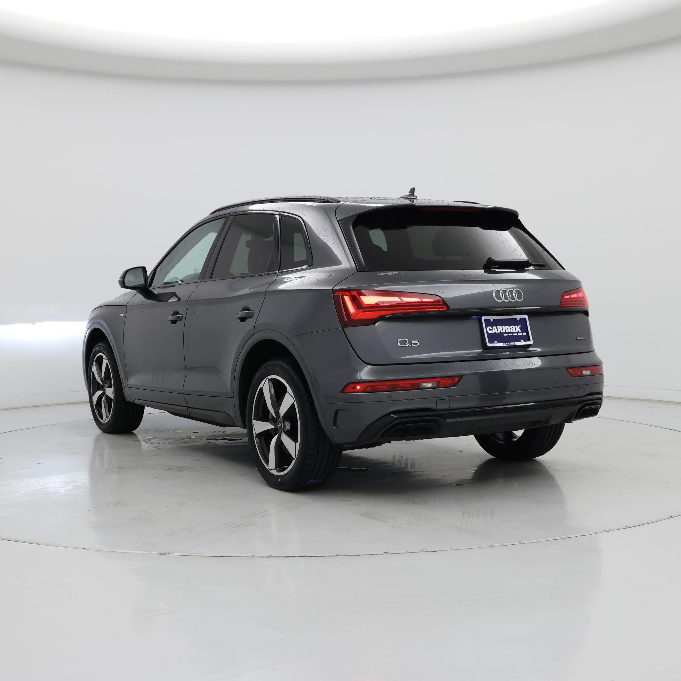 Thumbnail: 2023 Audi Q5 - 2
