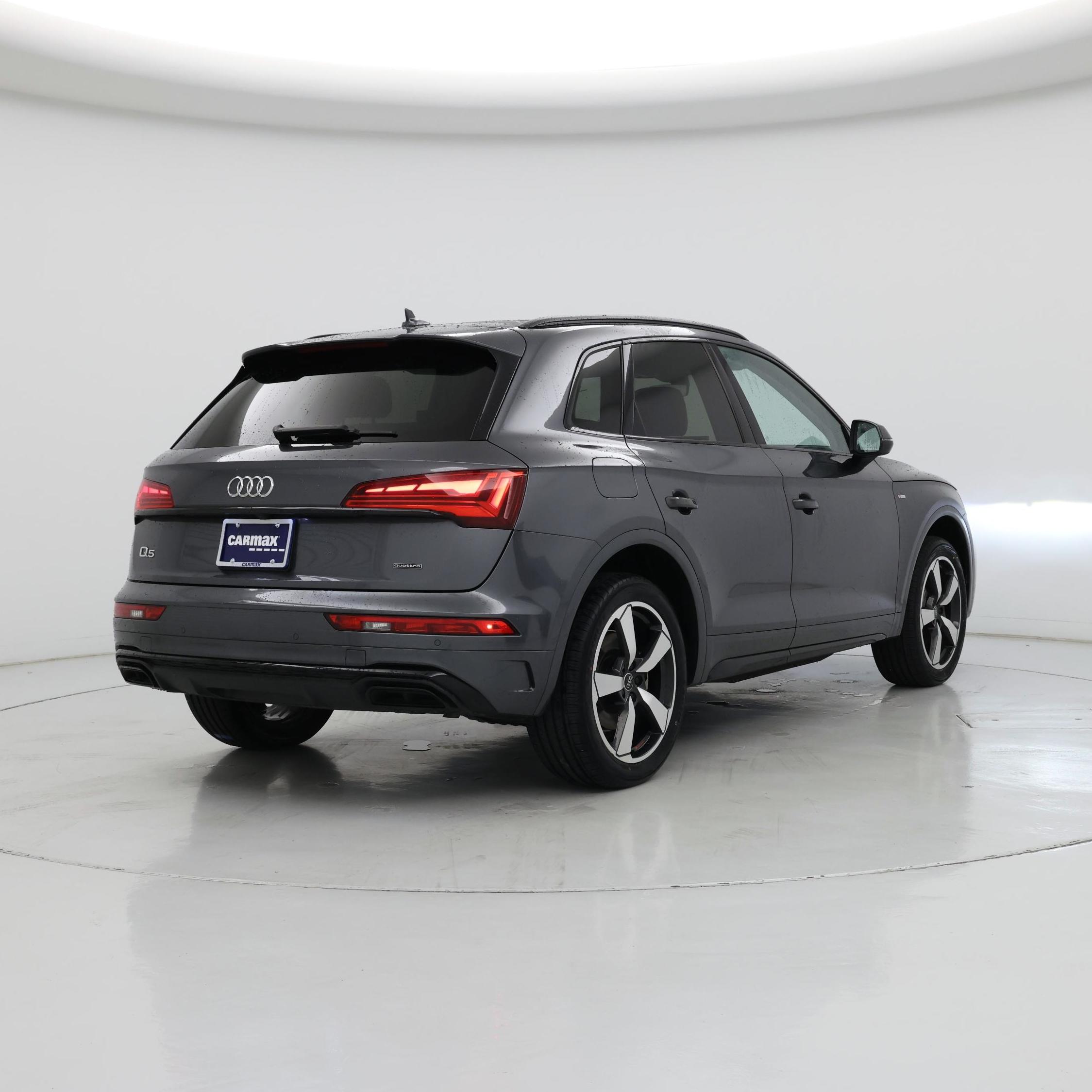 Thumbnail: 2023 Audi Q5 - 8