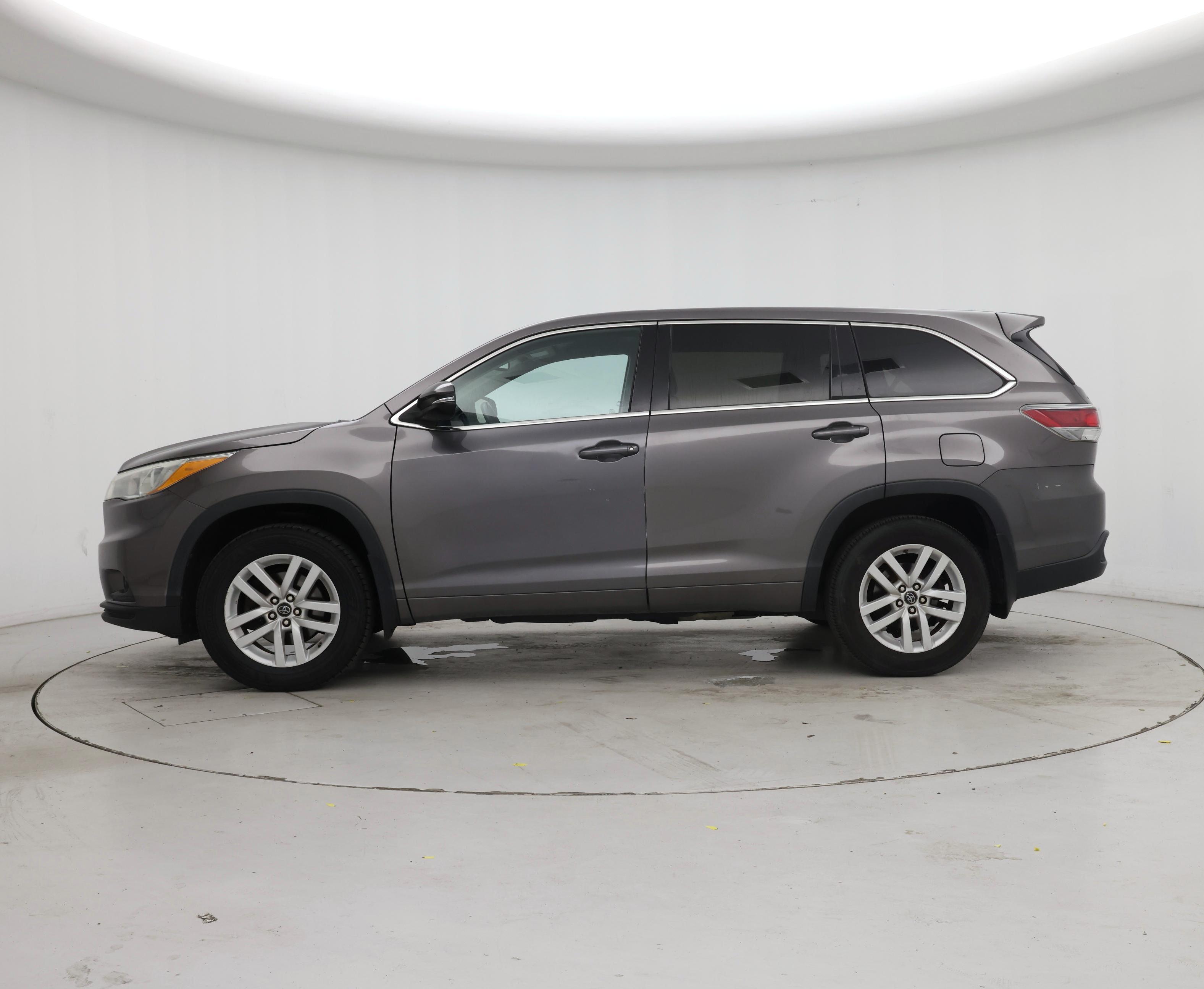 Thumbnail: 2016 Toyota Highlander - 3