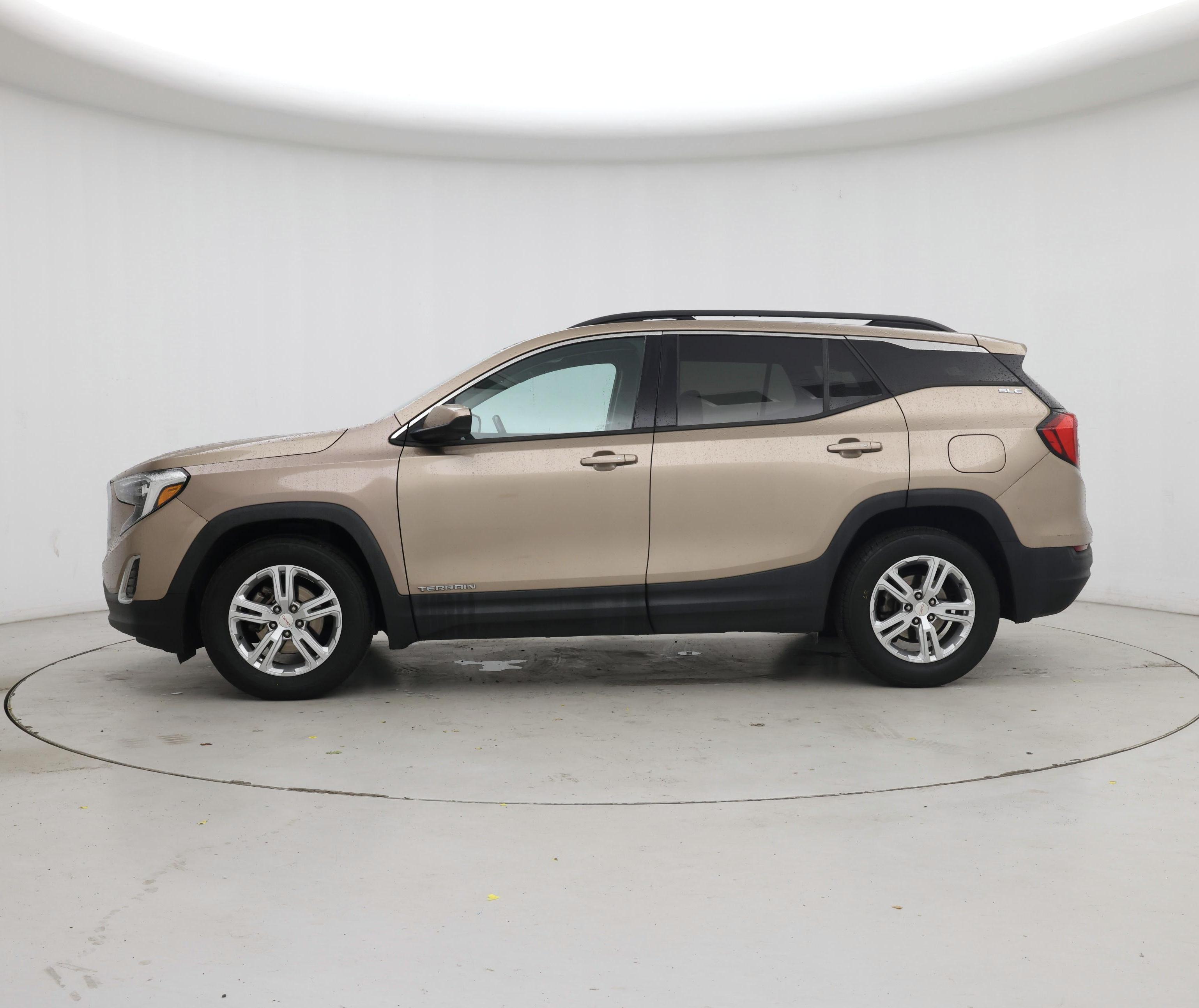 Thumbnail: 2018 GMC Terrain - 3