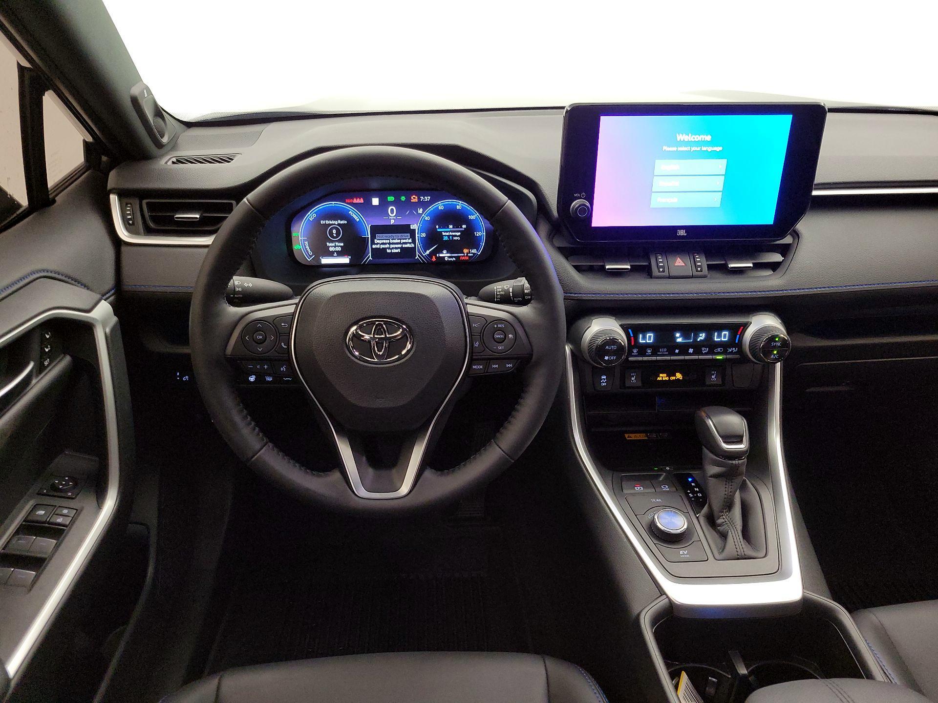 Thumbnail: 2025 Toyota RAV4 - 10