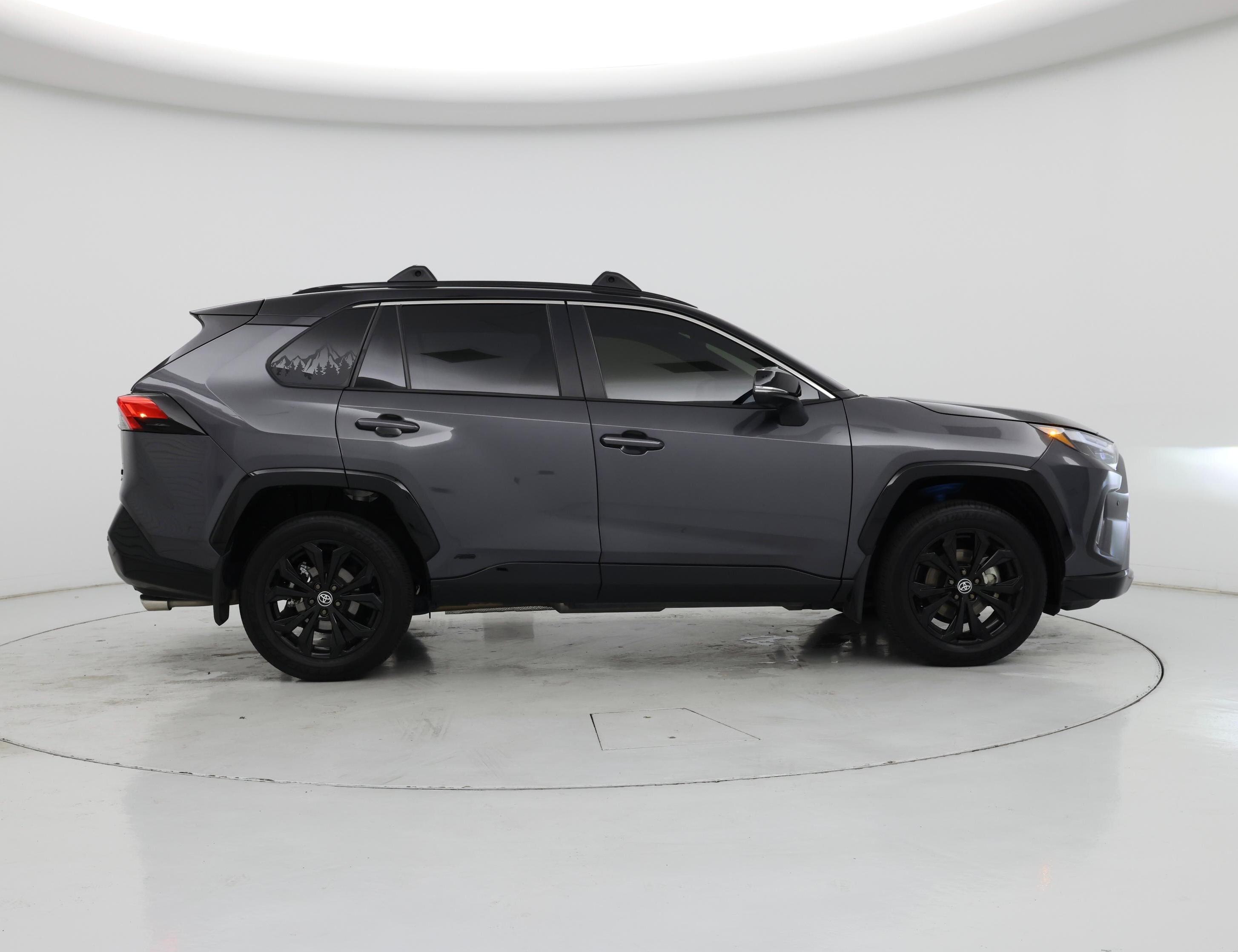 Thumbnail: 2025 Toyota RAV4 - 7