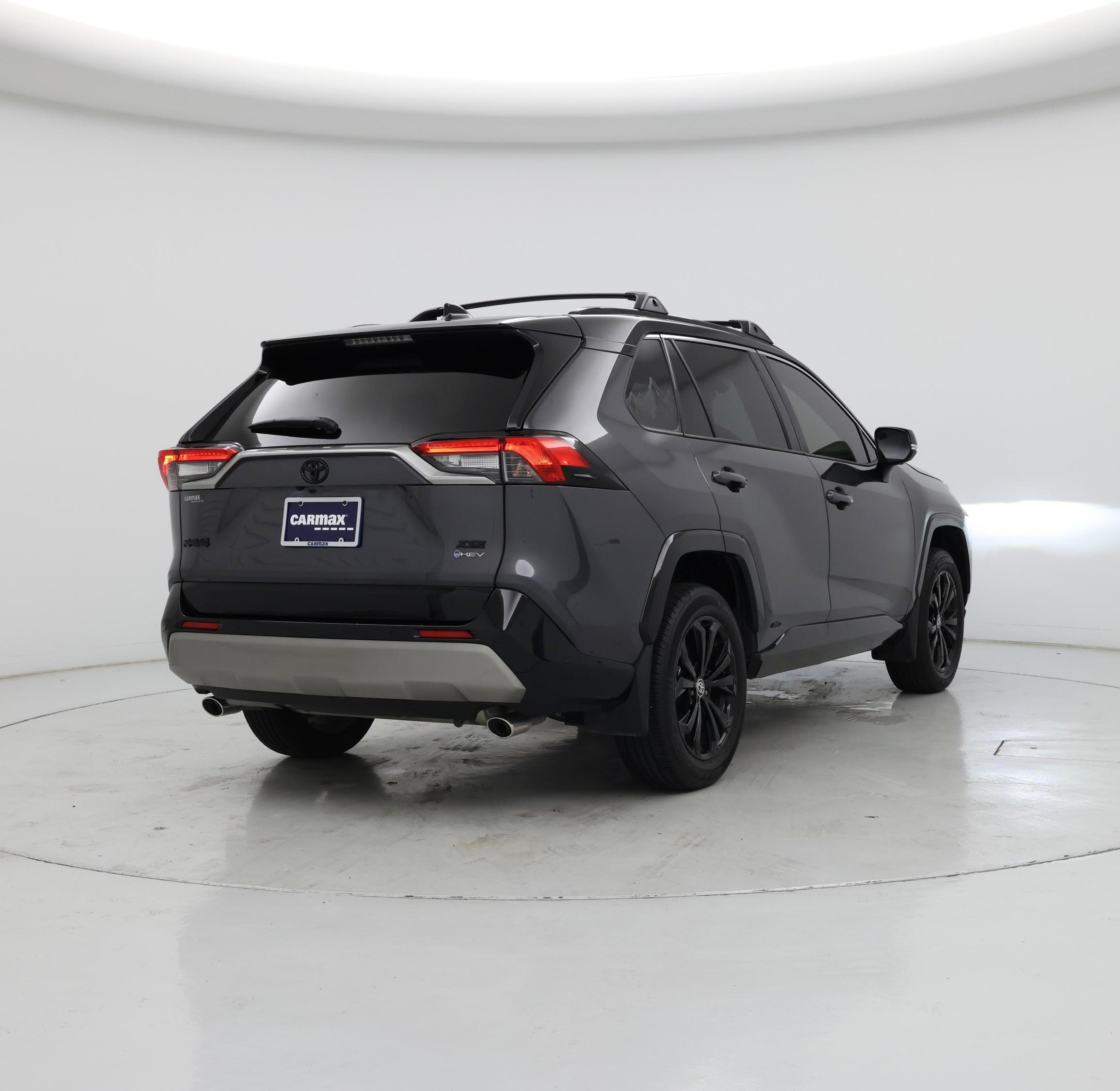 Thumbnail: 2025 Toyota RAV4 - 8
