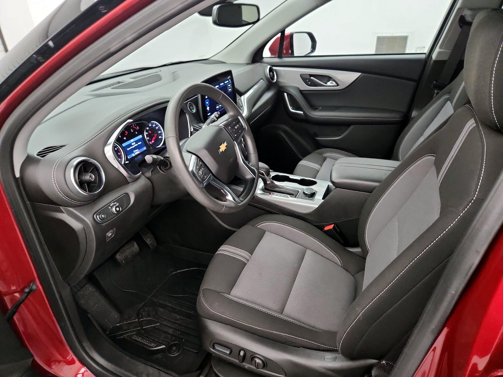 2024 Chevrolet Blazer 2LT - Photo 12