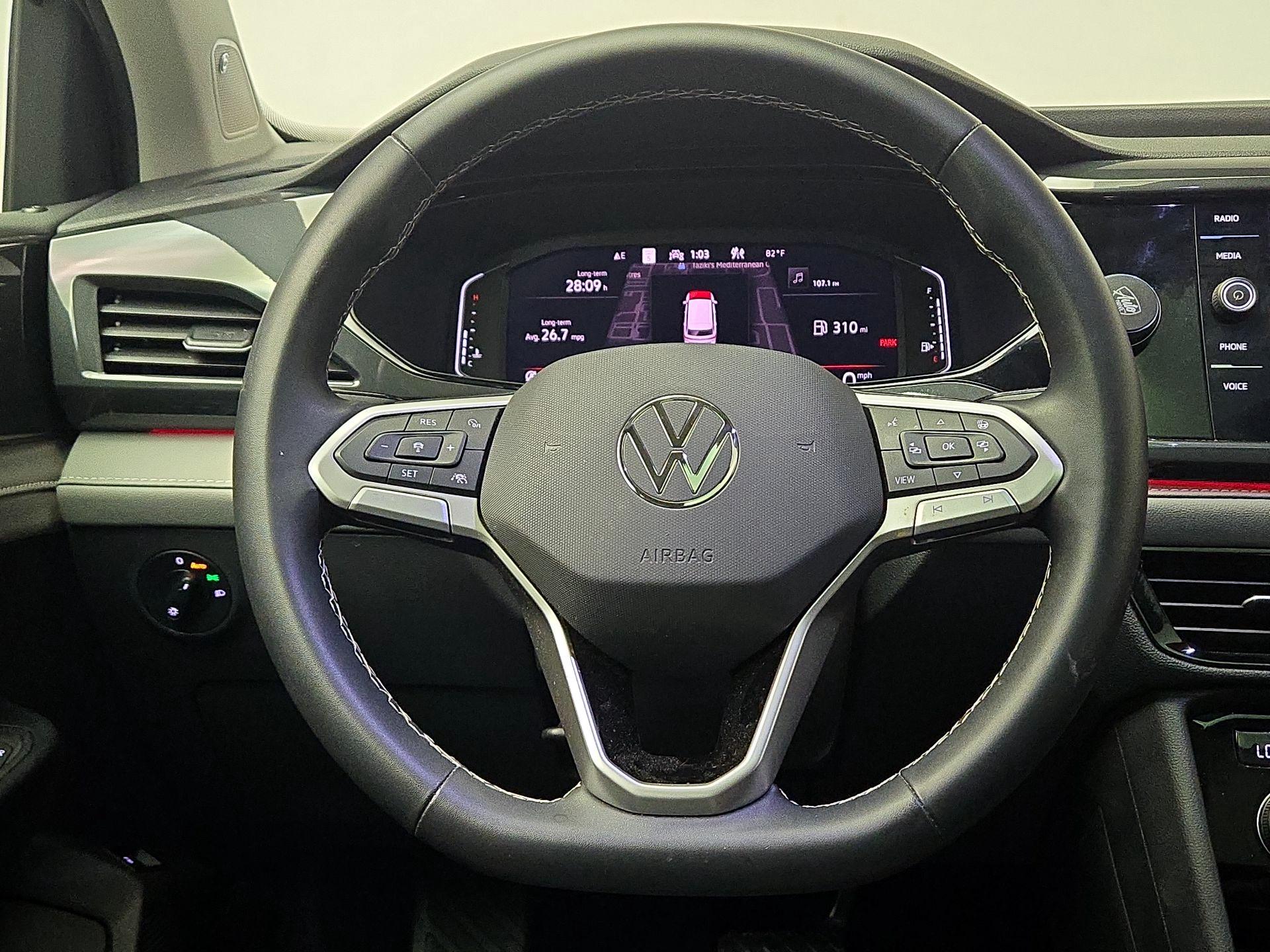 Thumbnail: 2024 Volkswagen Taos - 10