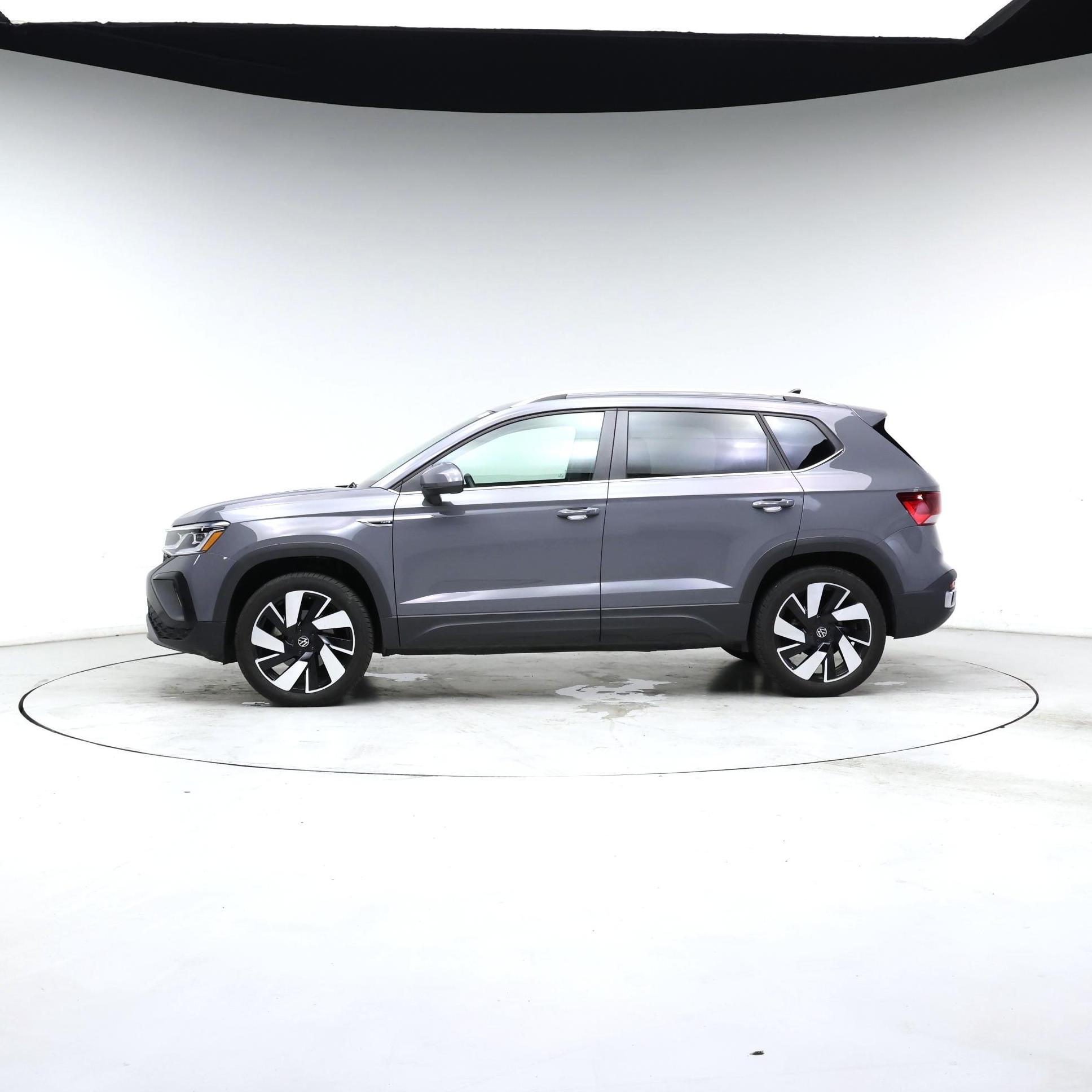 Thumbnail: 2024 Volkswagen Taos - 3